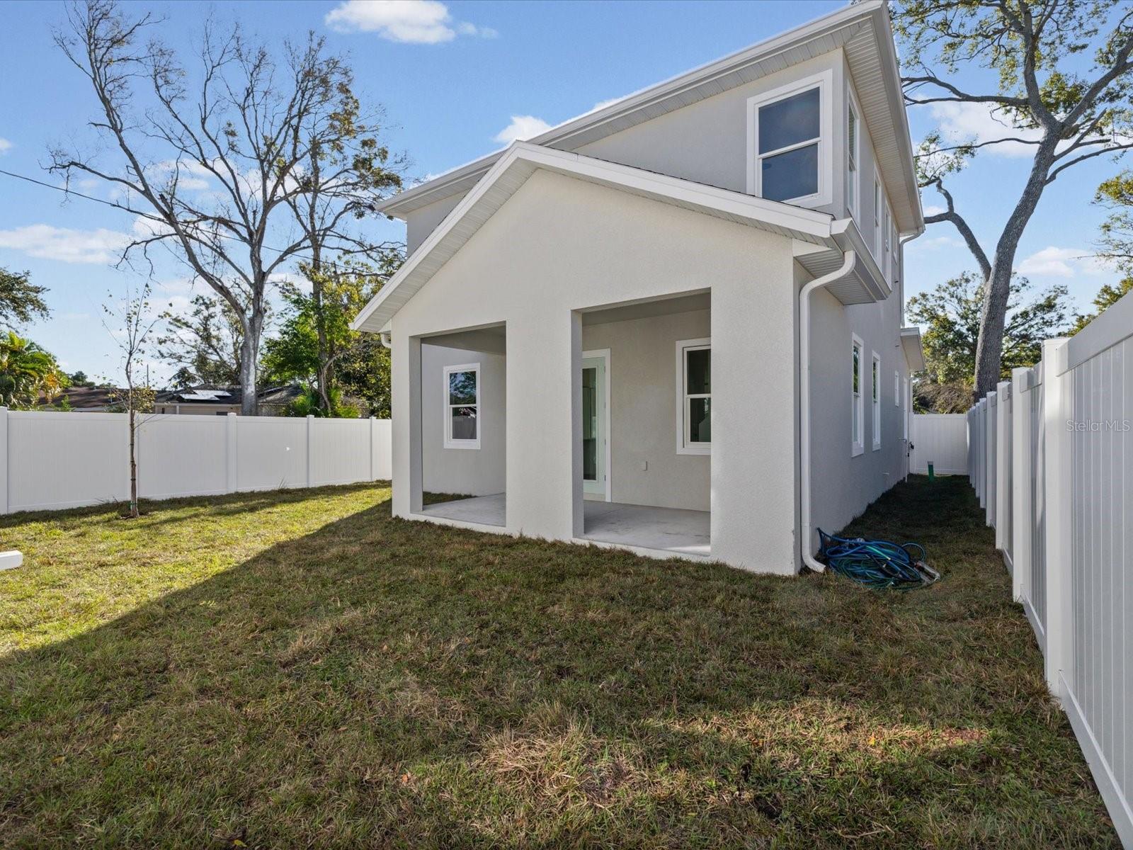 Image 63 of 96 For 1751 27th Avenue N