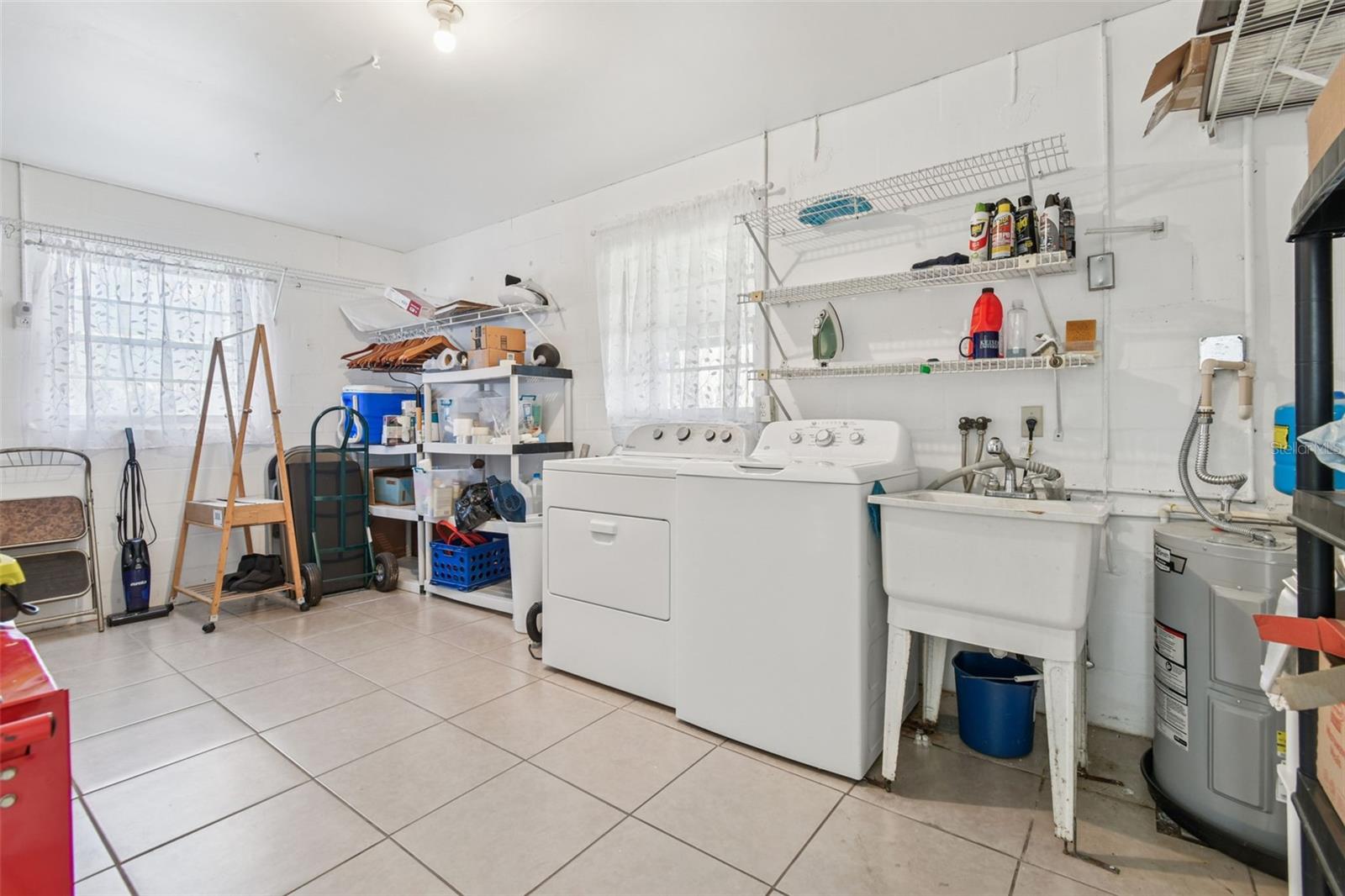 Image 20 of 26 For 123 Glendower Circle