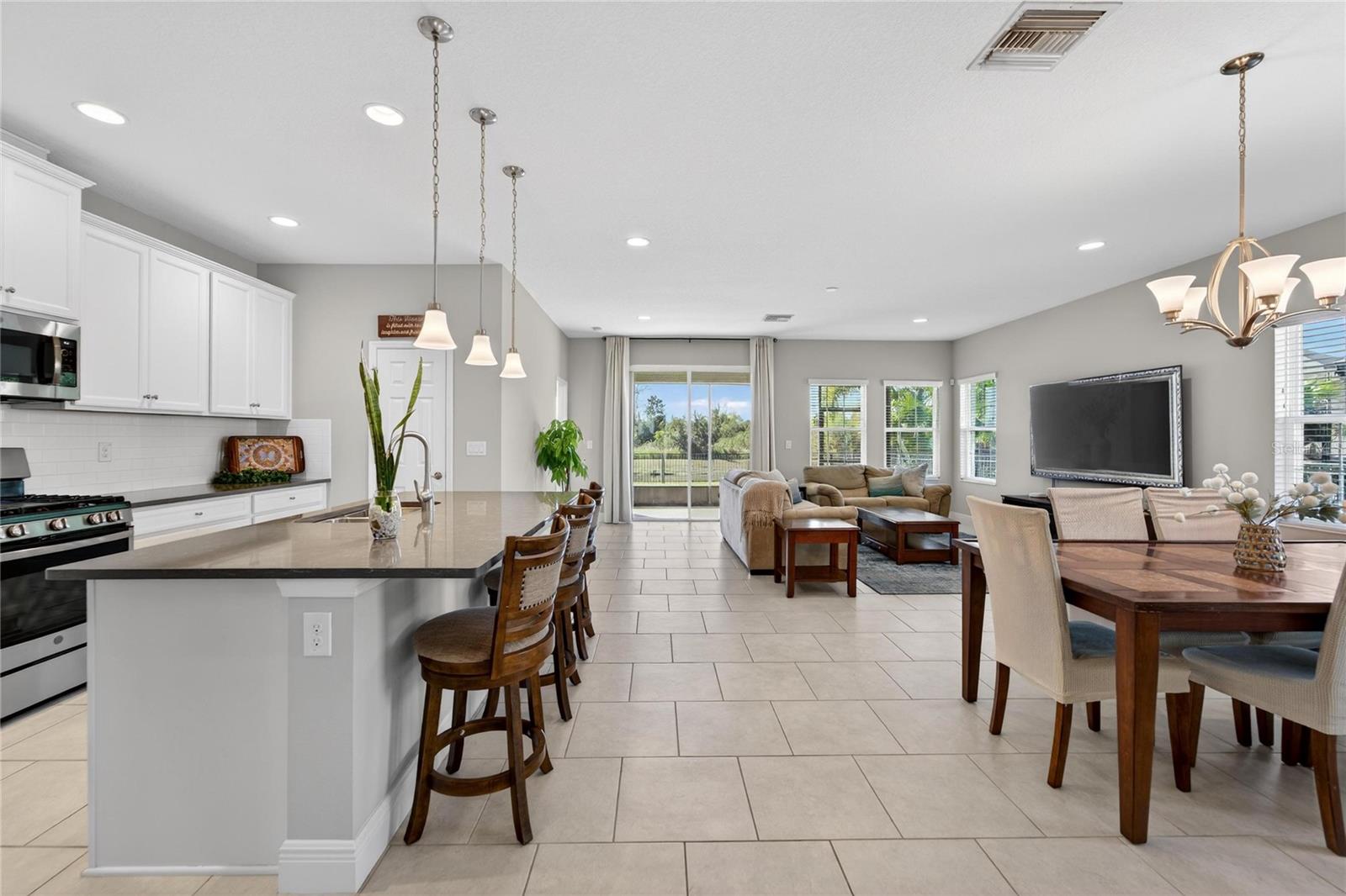 Image 15 of 97 For 5427 Silver Sun Drive