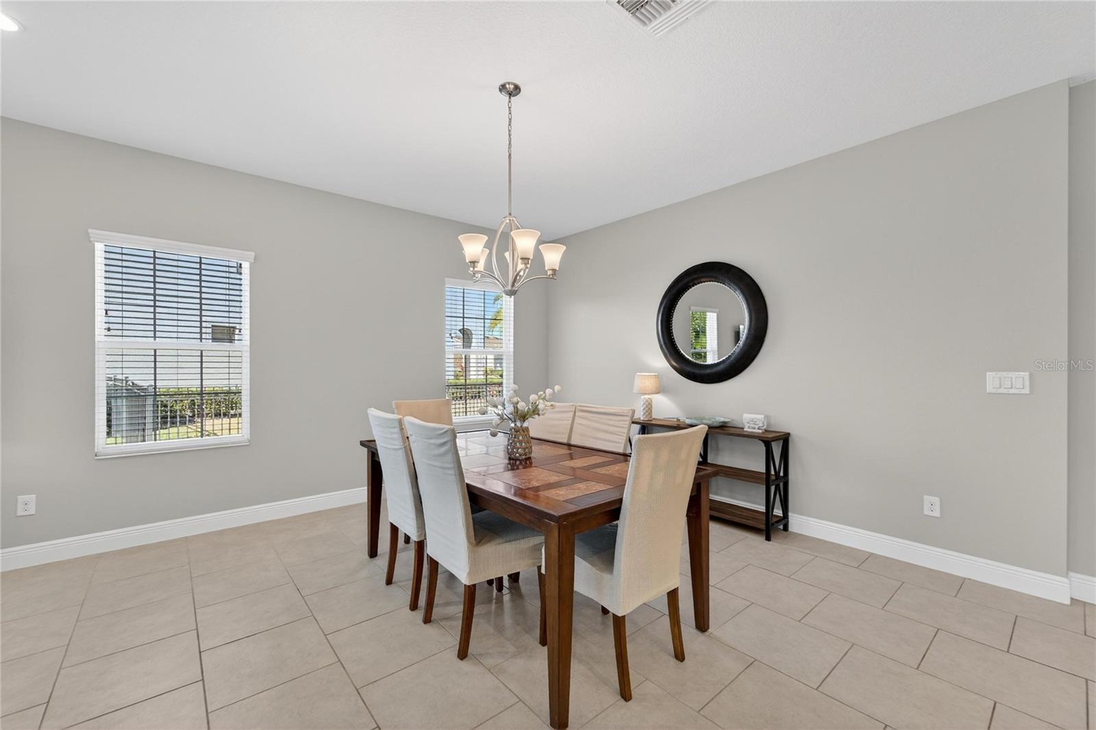 Image 23 of 97 For 5427 Silver Sun Drive