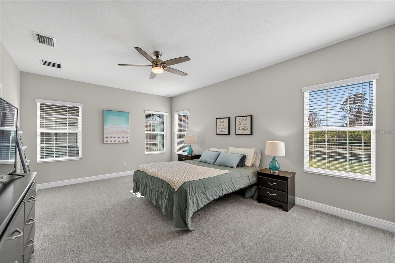 Image 28 of 97 For 5427 Silver Sun Drive