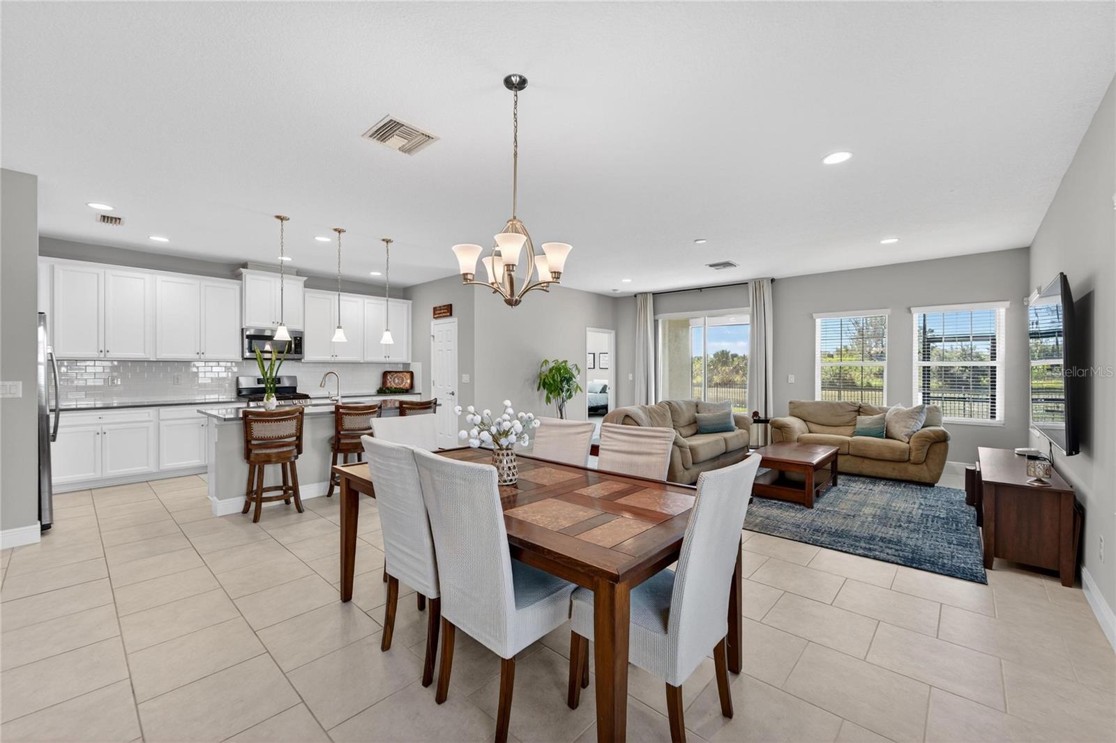 Image 5 of 97 For 5427 Silver Sun Drive