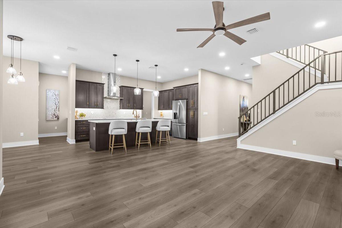 Image 2 of 37 For 213 Giddens Avenue