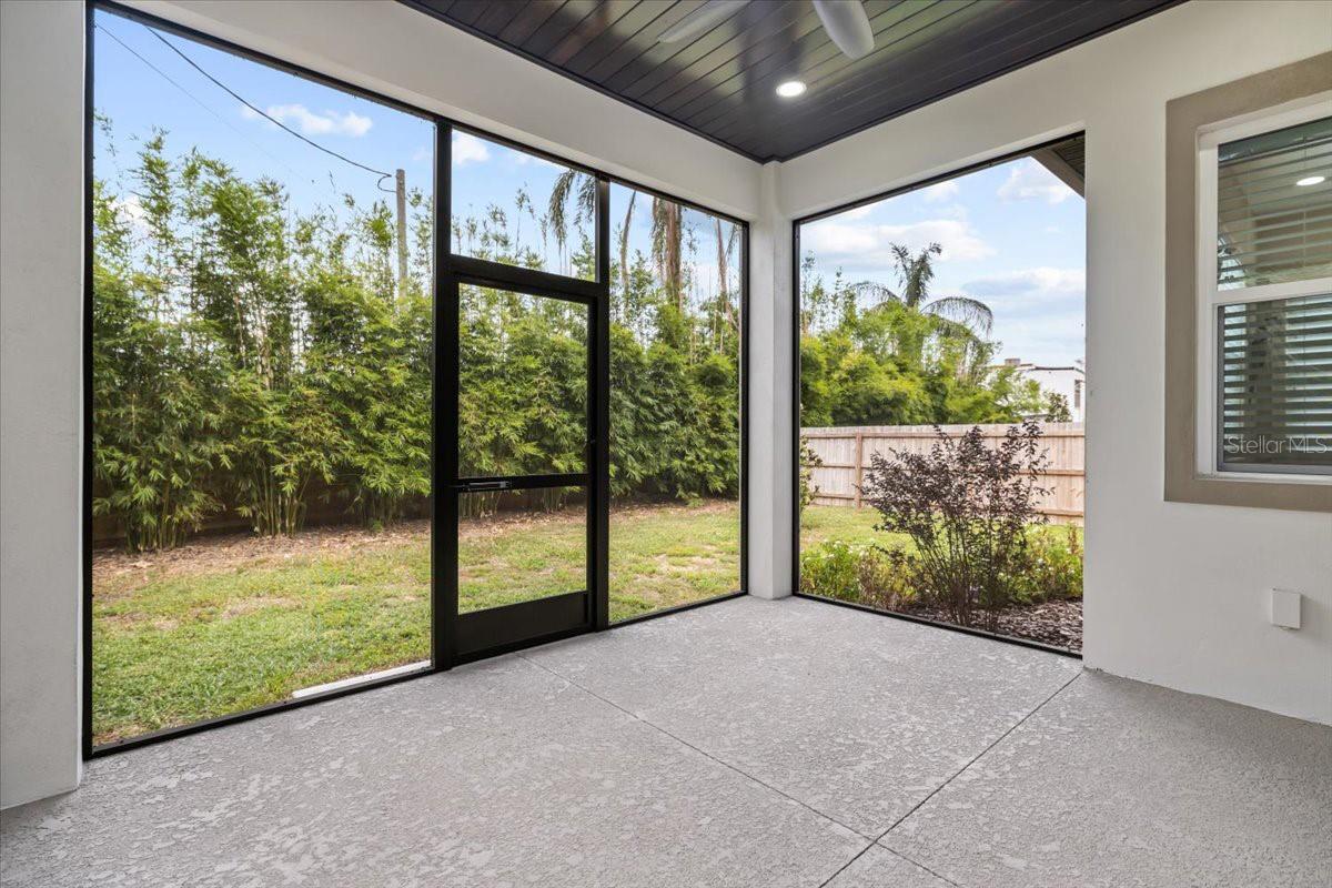 Image 34 of 37 For 213 Giddens Avenue