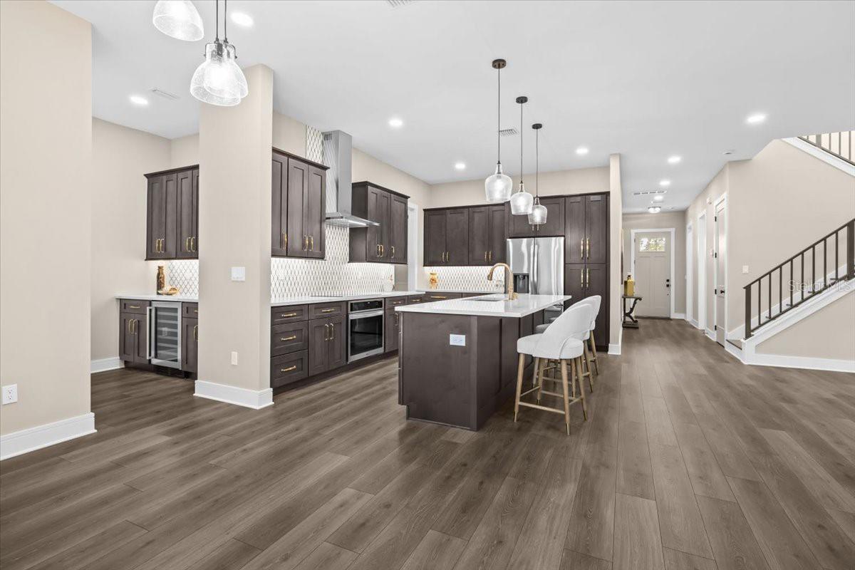 Image 8 of 37 For 213 Giddens Avenue