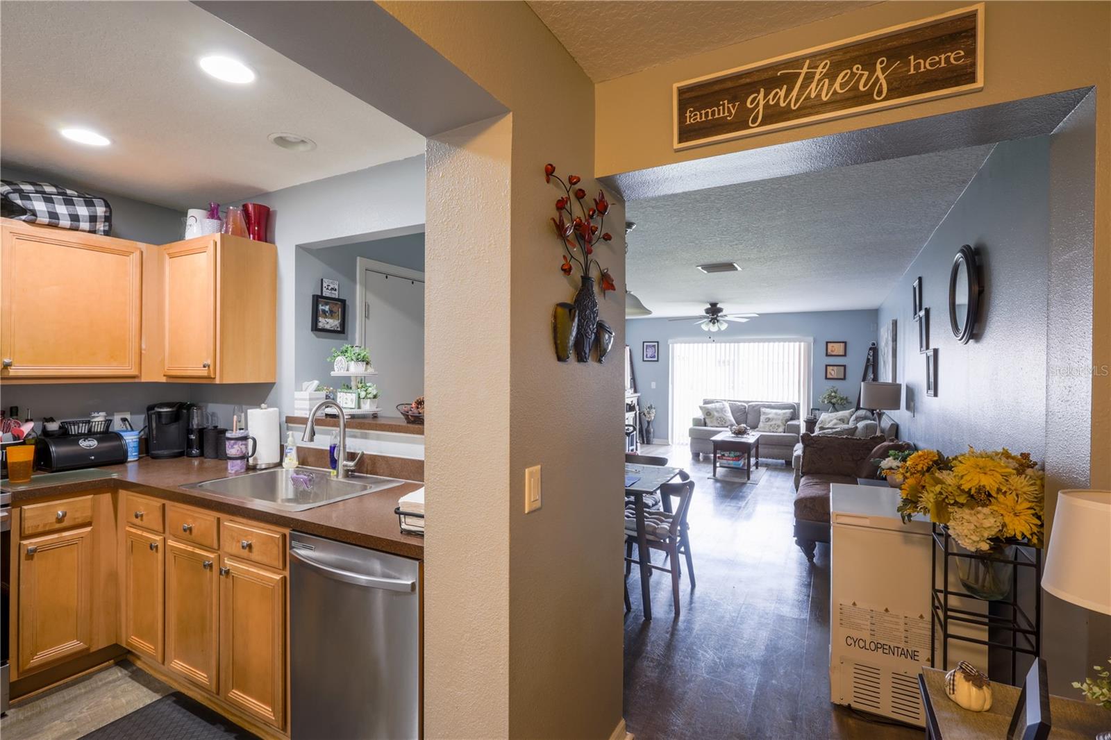 Image 6 of 21 For 6925 Marble Fawn Place