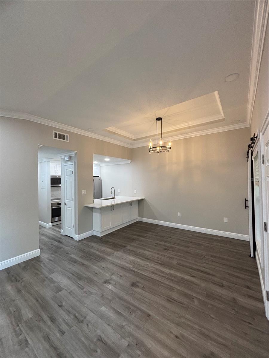 Image 3 of 13 For 14207 Shadow Moss Lane 202