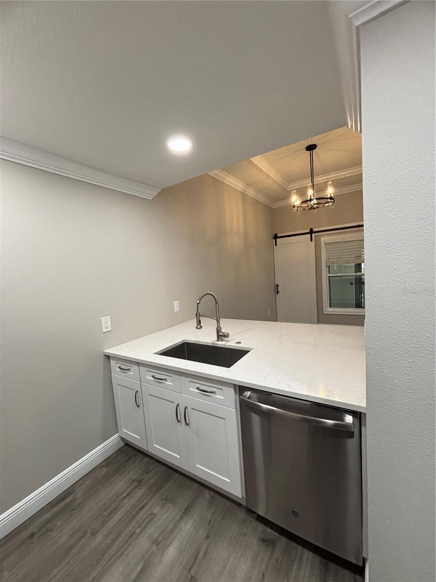 Image 6 of 13 For 14207 Shadow Moss Lane 202