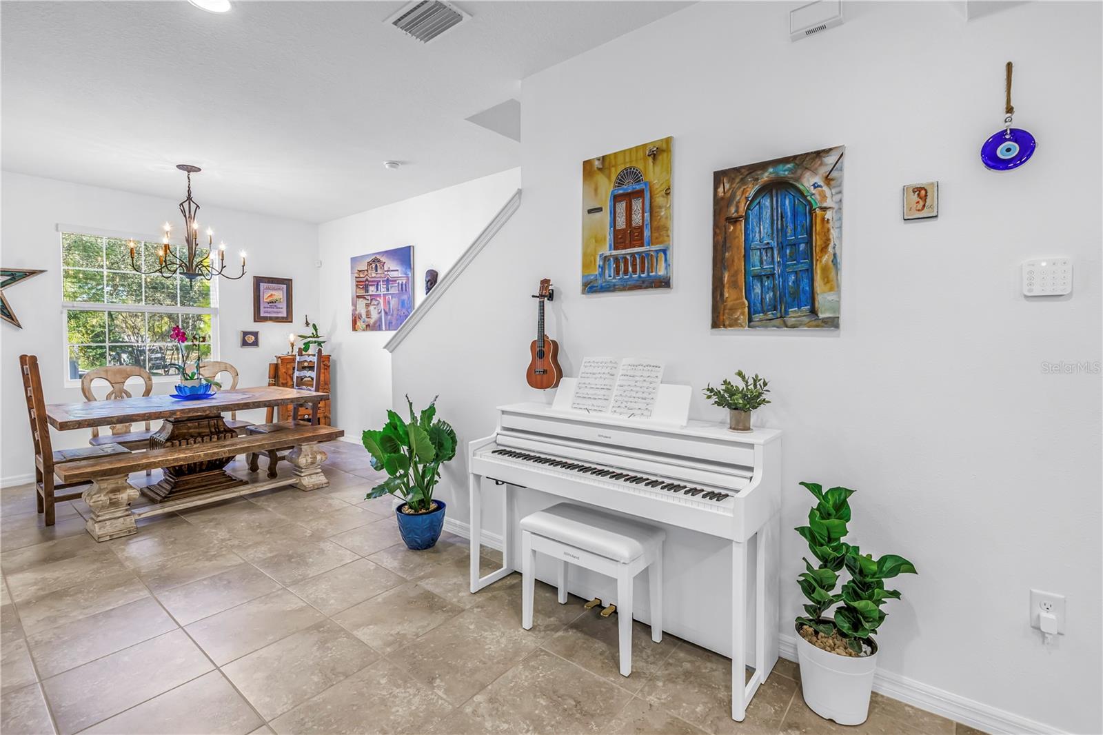 Listing photo id 13 for 5284 6th Way N