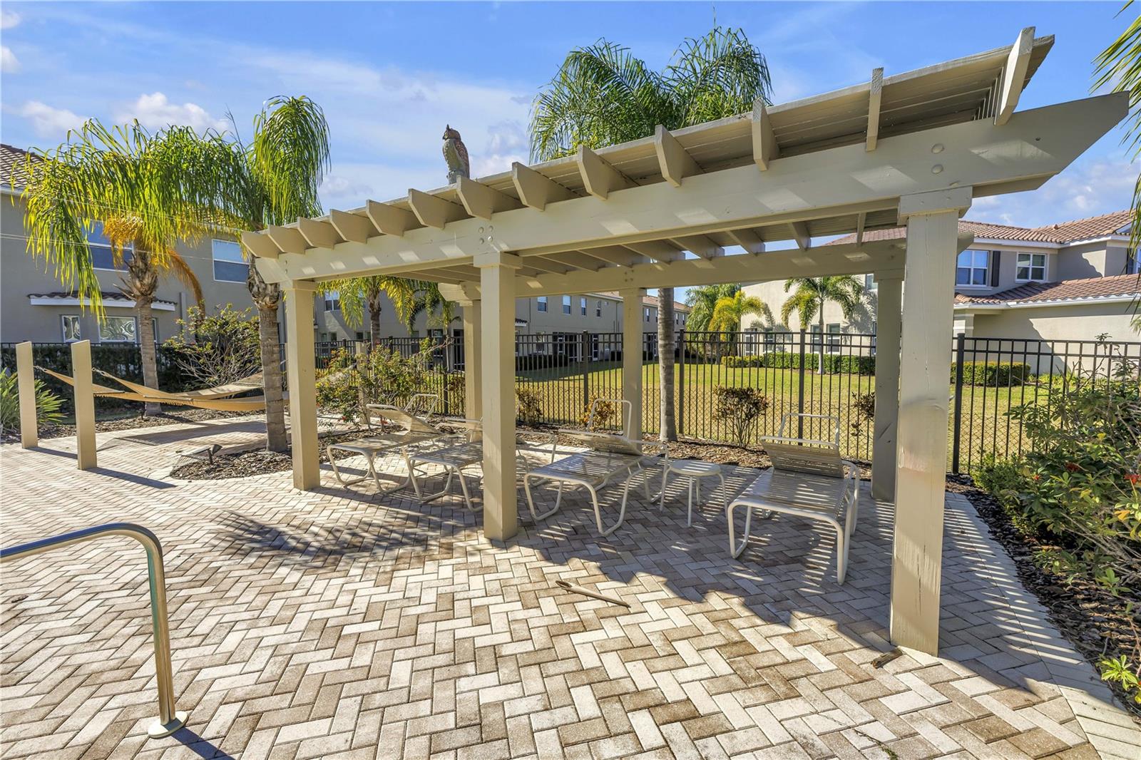 Listing photo id 40 for 5284 6th Way N