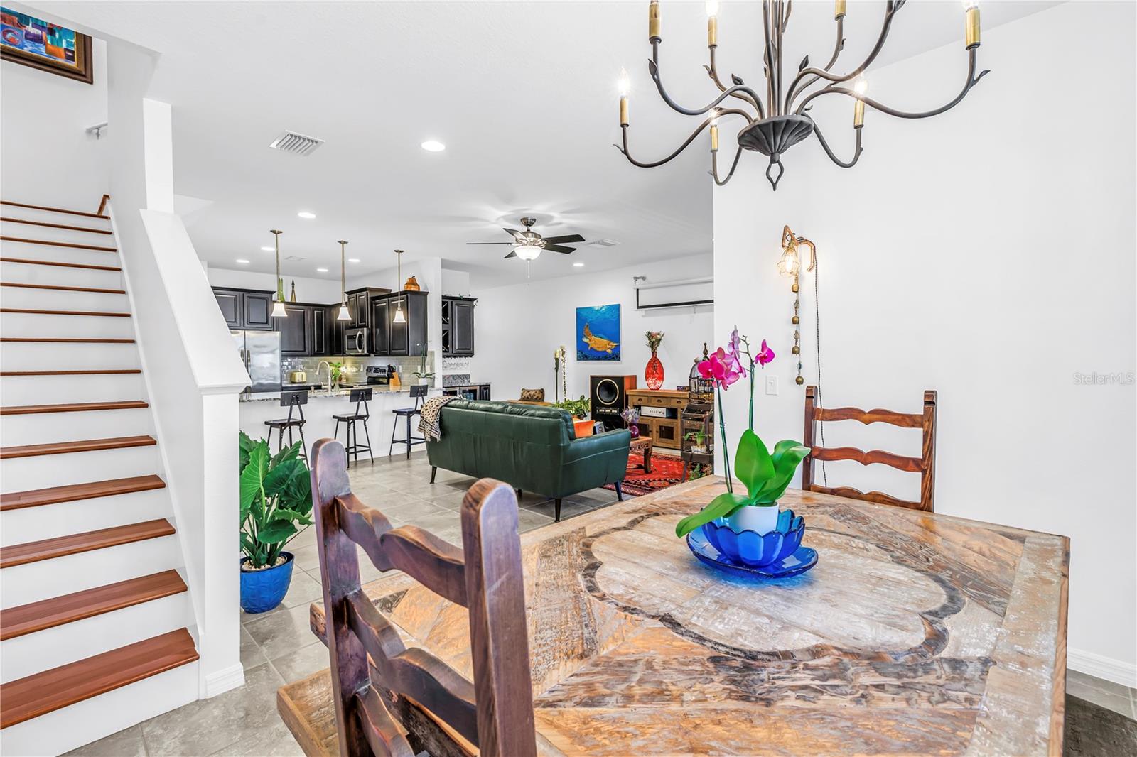 Listing photo id 4 for 5284 6th Way N