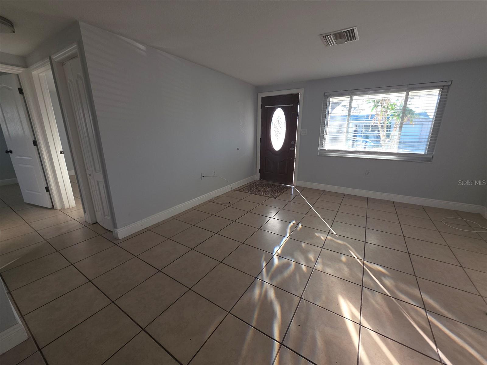 Image 2 of 19 For 1344 Wickham Lane