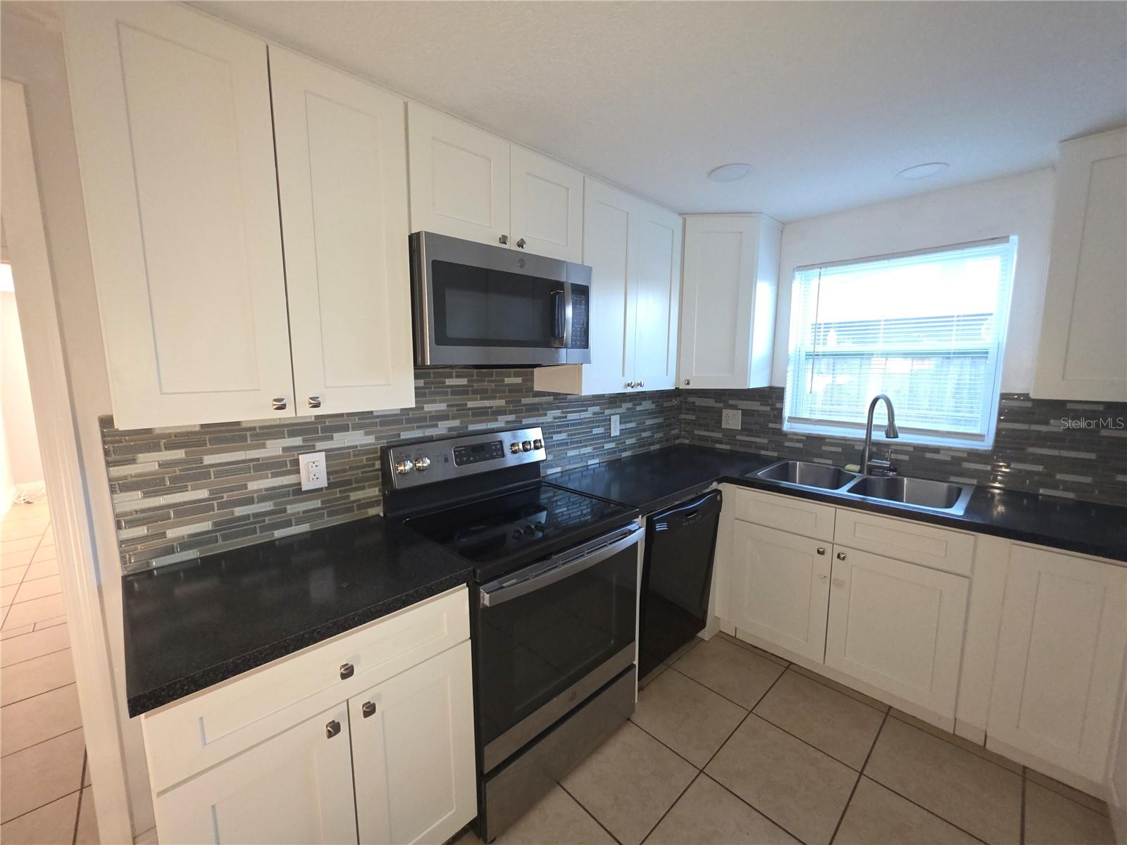 Image 5 of 19 For 1344 Wickham Lane