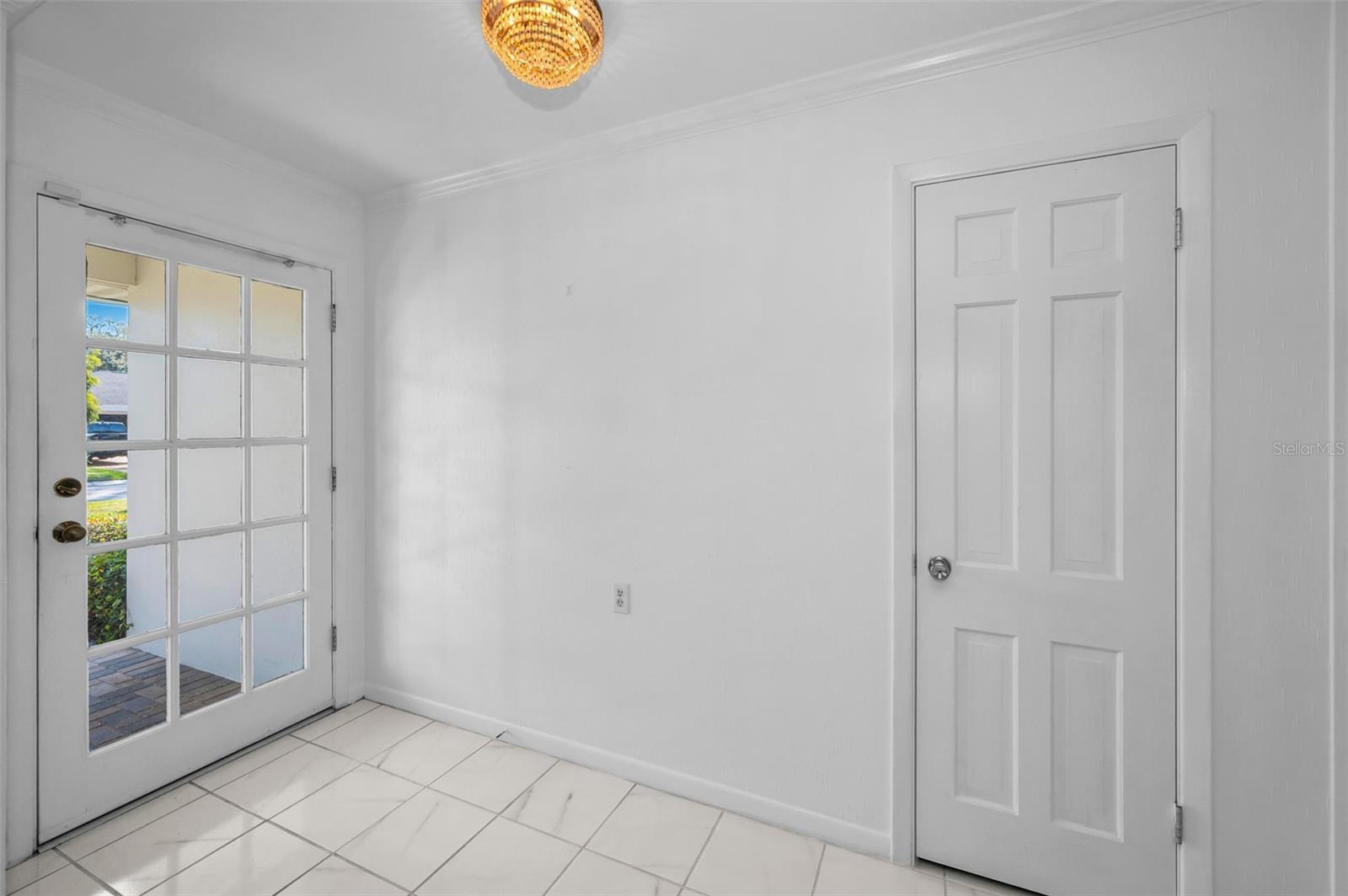 Image 15 of 75 For 4 Hibiscus Road