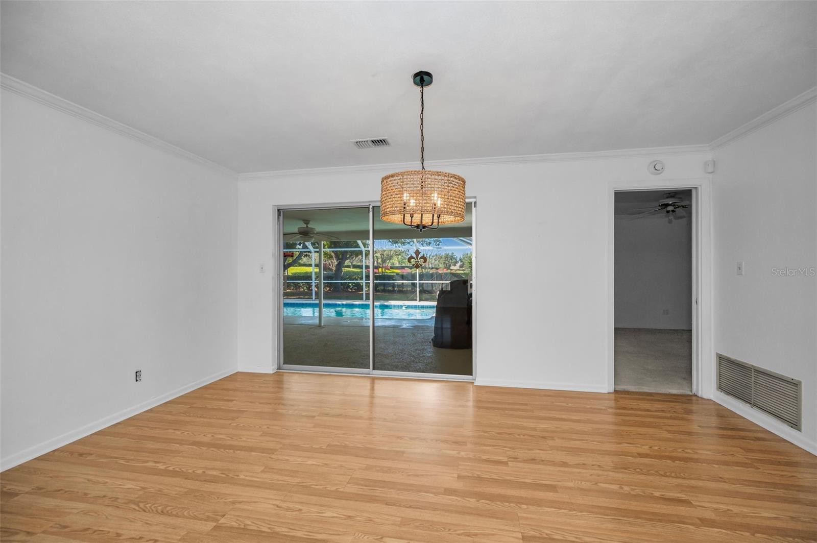 Image 20 of 75 For 4 Hibiscus Road