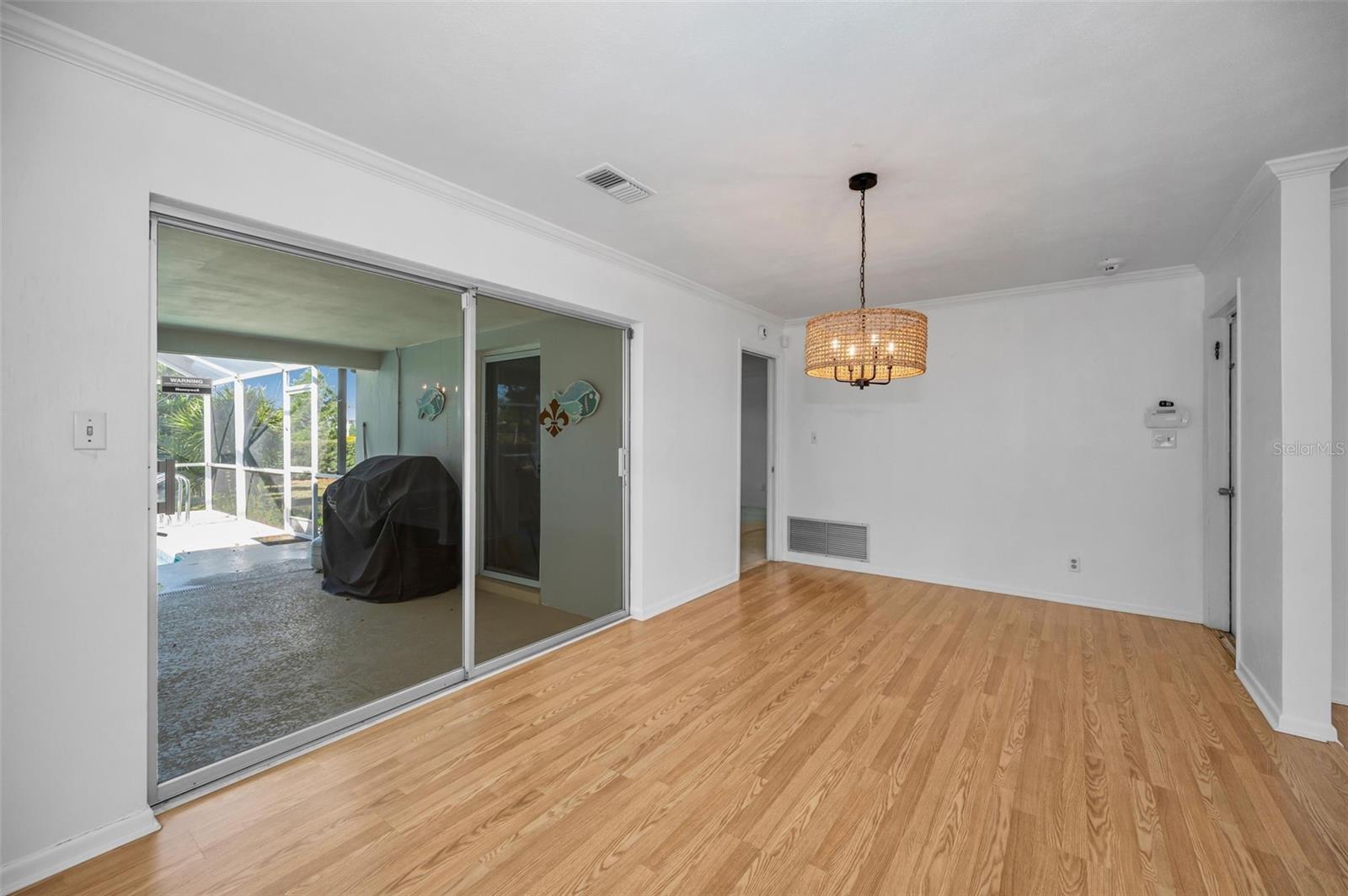 Image 22 of 75 For 4 Hibiscus Road