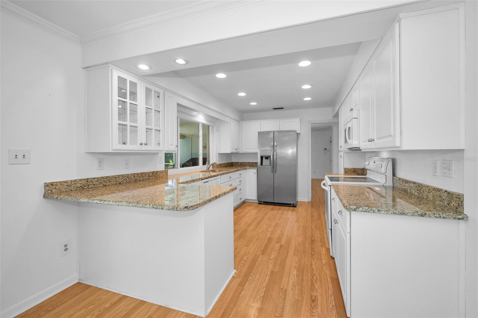 Image 24 of 75 For 4 Hibiscus Road