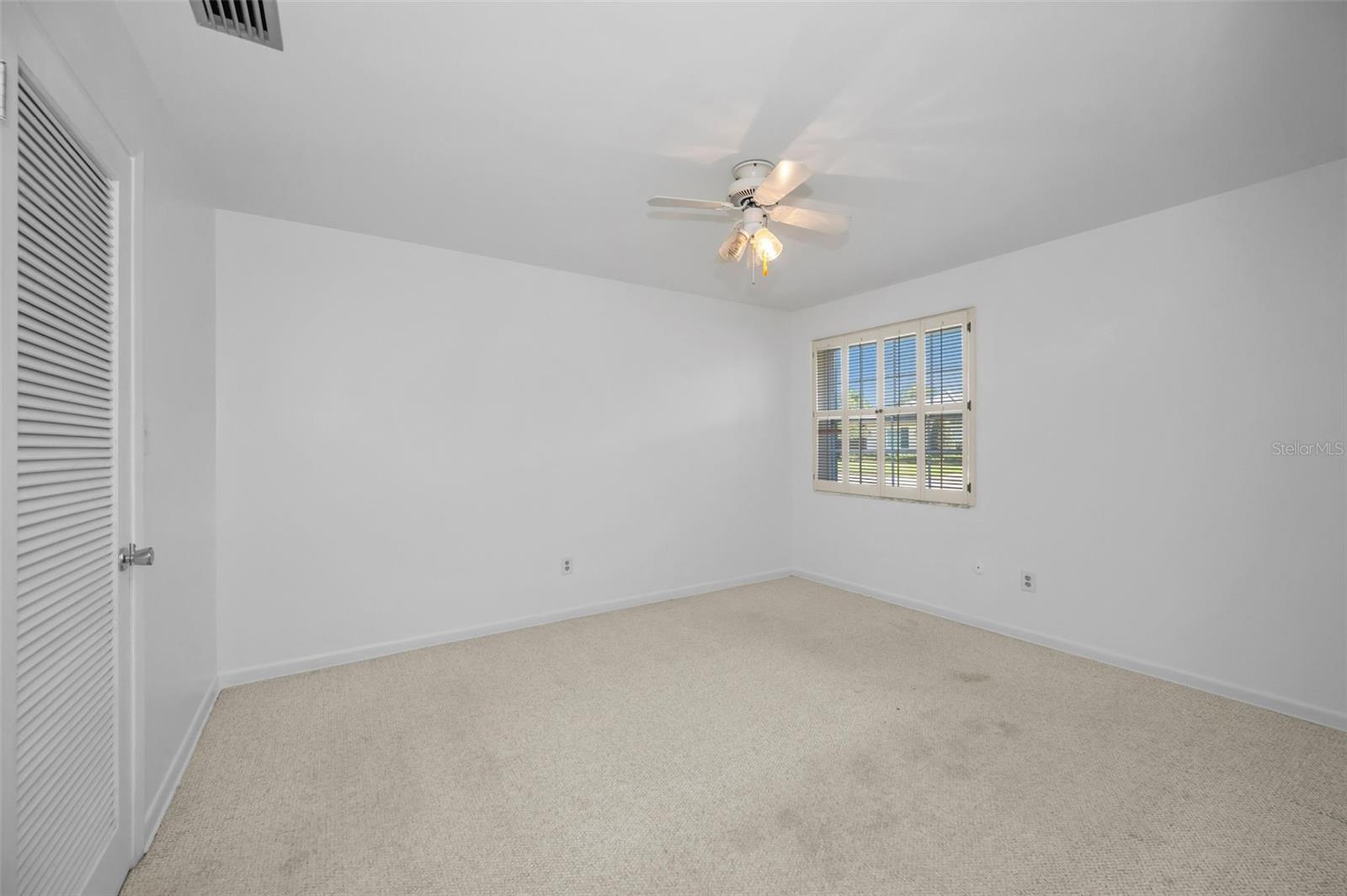 Image 40 of 75 For 4 Hibiscus Road