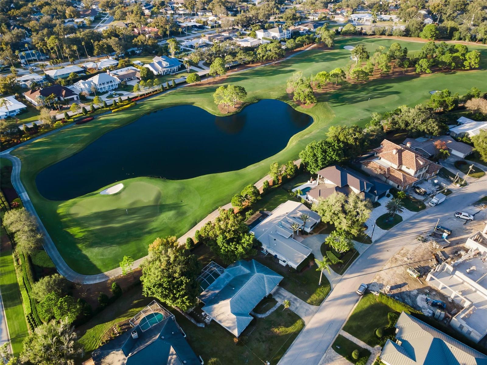 Image 7 of 75 For 4 Hibiscus Road