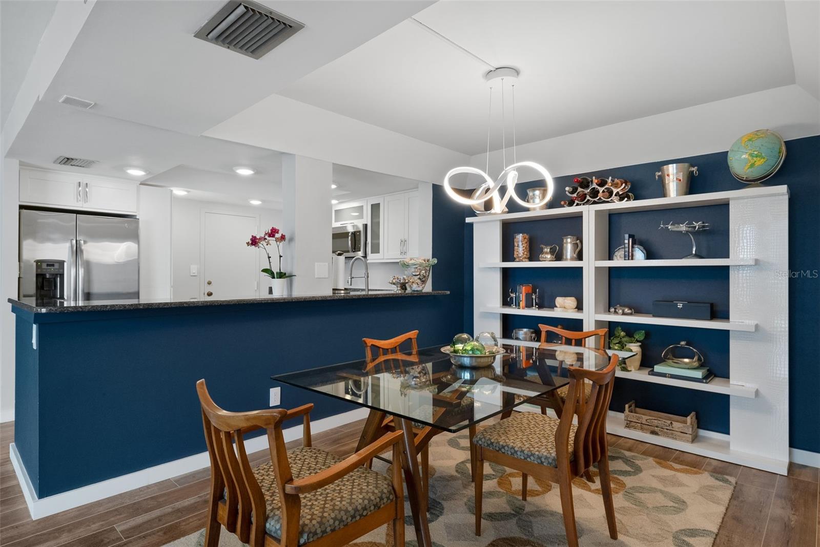 Image 6 of 18 For 2611 Bayshore Boulevard 1002