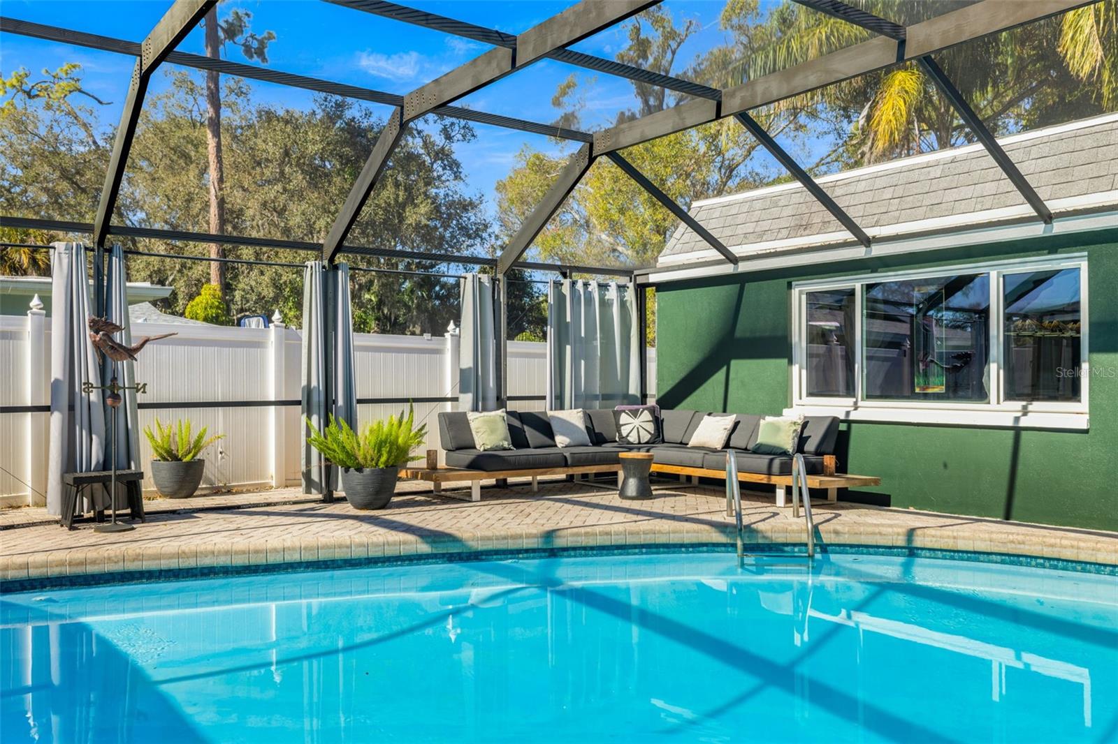 Image 38 of 40 For 2242 Buena Vista Drive