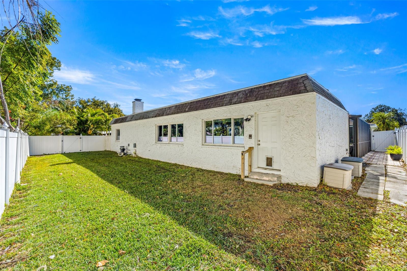 Image 39 of 40 For 2242 Buena Vista Drive