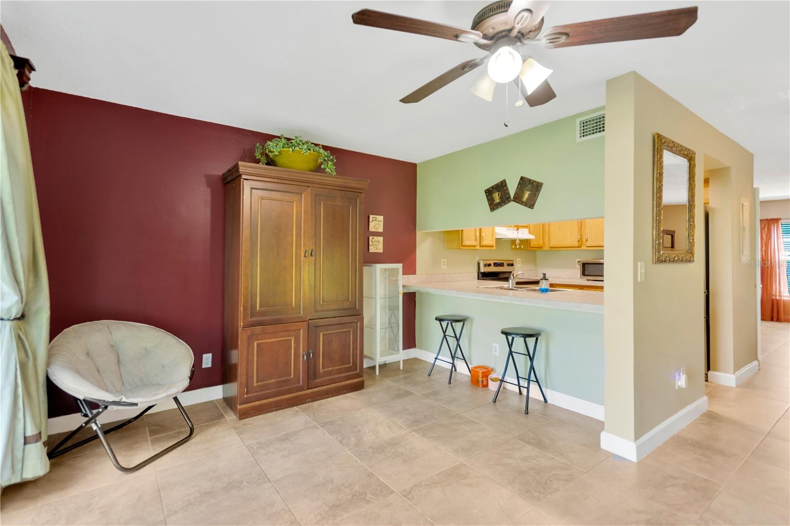 Image 14 of 37 For 5170 Sunridge Palms Drive