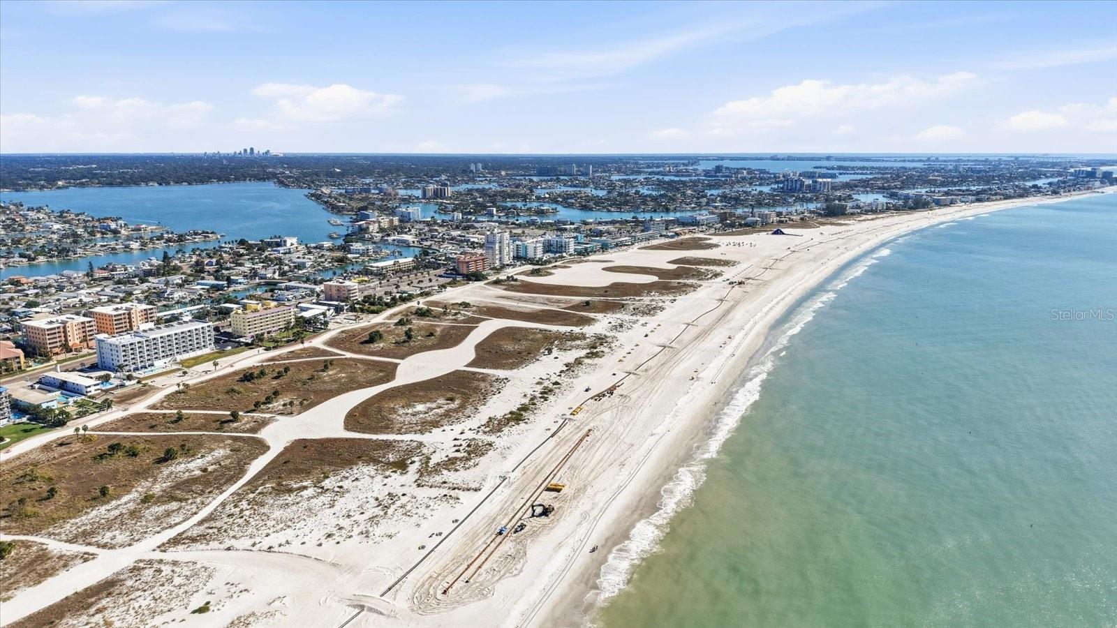 Listing photo id 21 for 11320 Gulf Boulevard