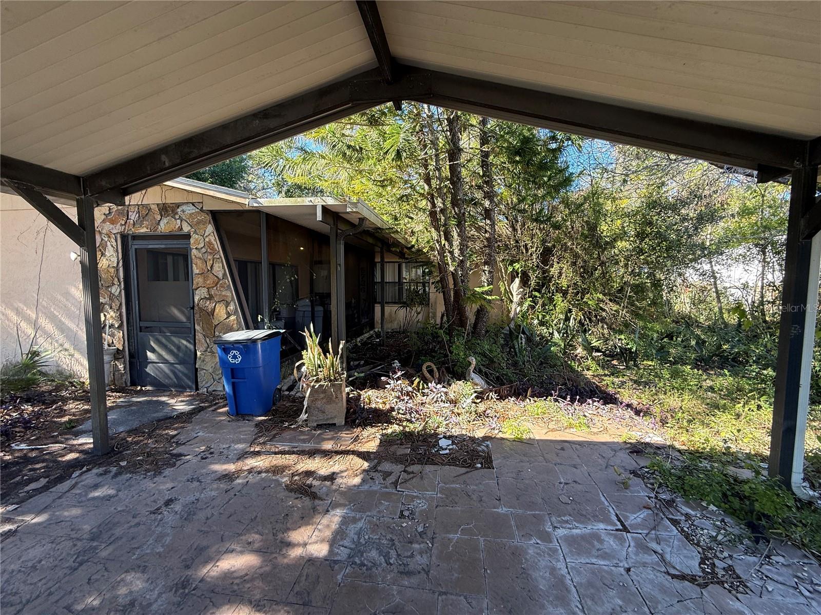 Image 6 of 23 For 6515 Taylor Court