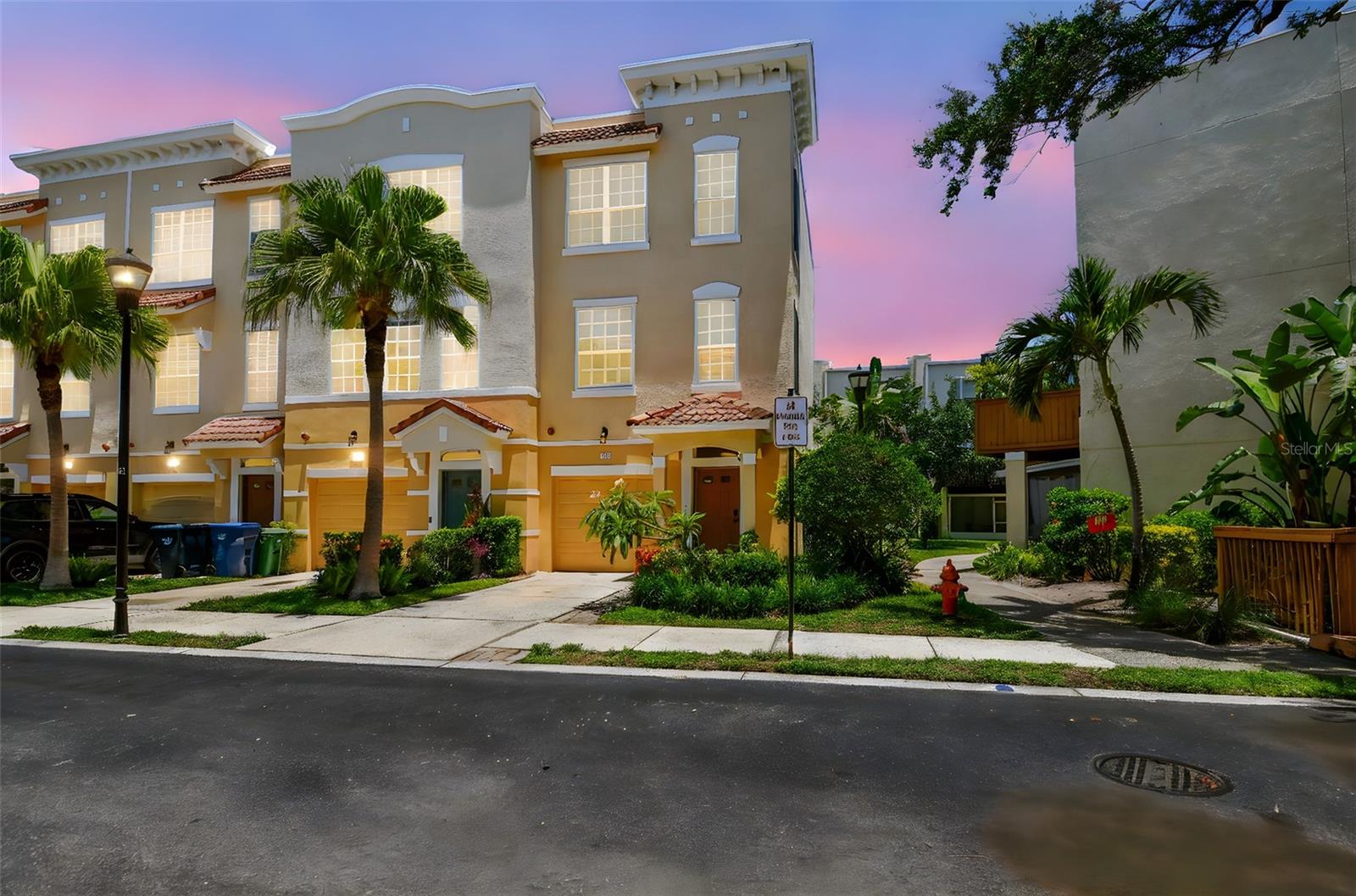 Details for 3174 Bayshore Oaks Drive, TAMPA, FL 33611