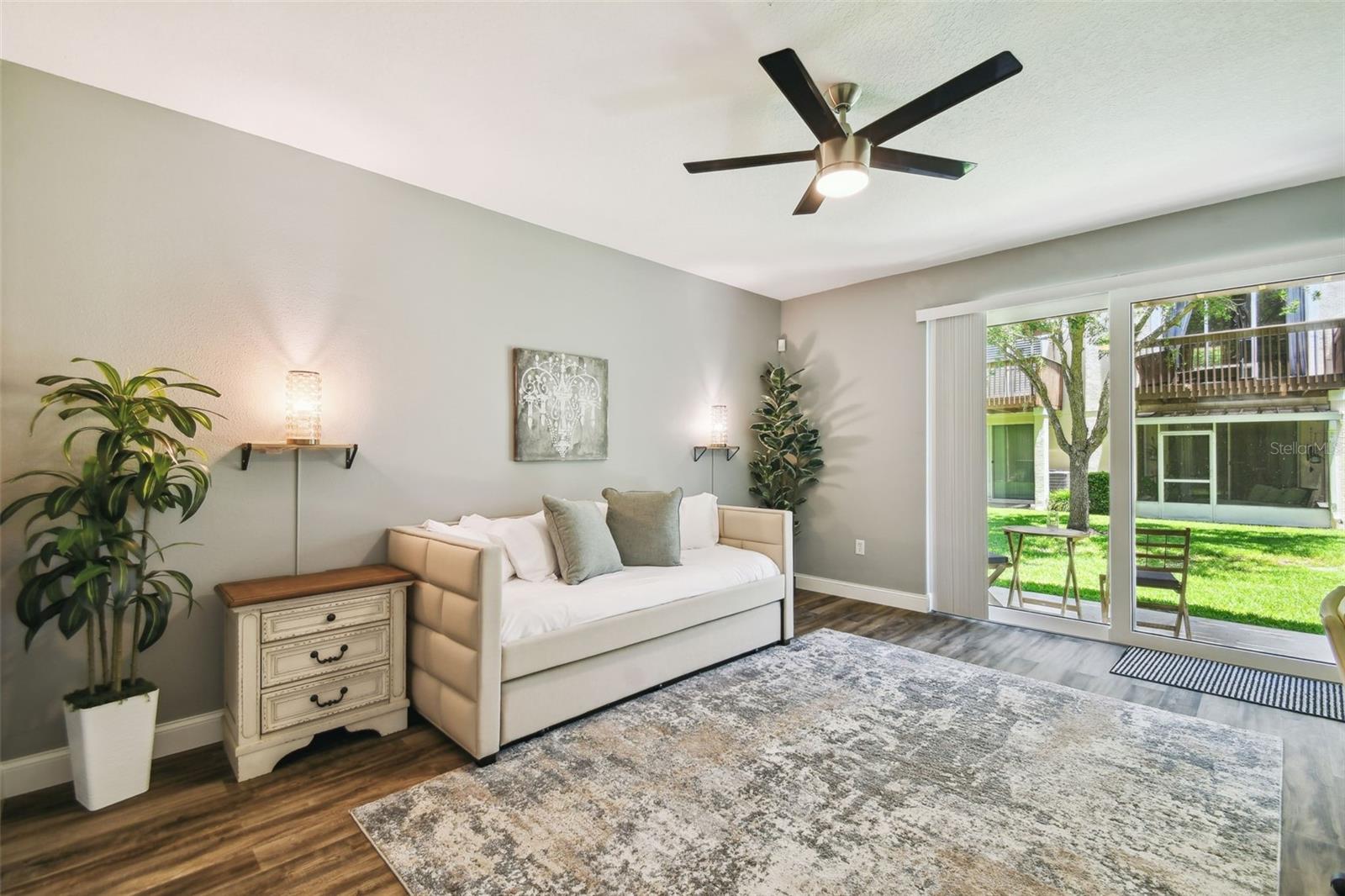 Image 11 of 77 For 3174 Bayshore Oaks Drive