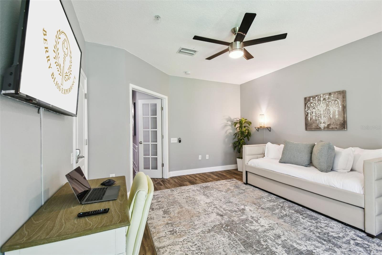 Image 13 of 77 For 3174 Bayshore Oaks Drive