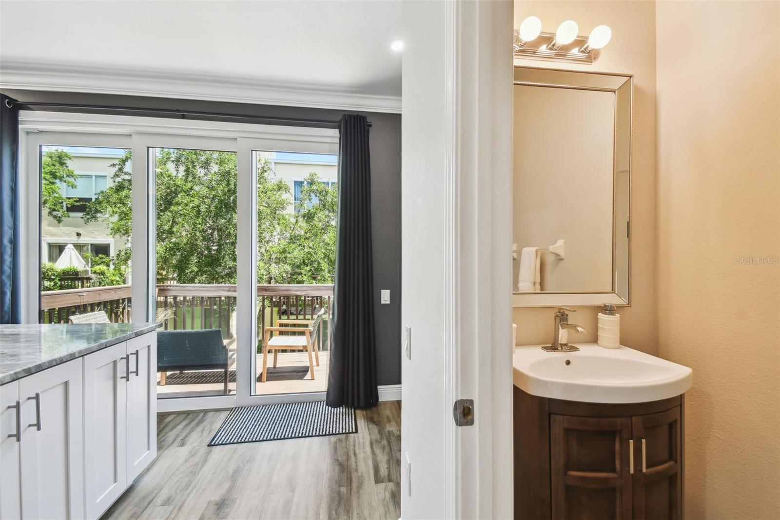 Image 29 of 77 For 3174 Bayshore Oaks Drive