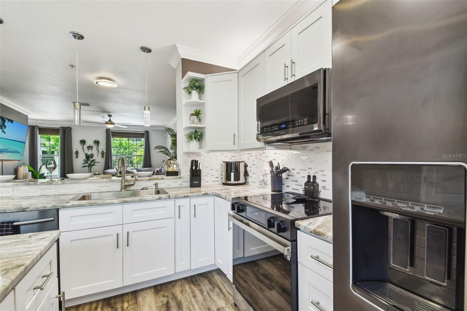 Image 33 of 77 For 3174 Bayshore Oaks Drive