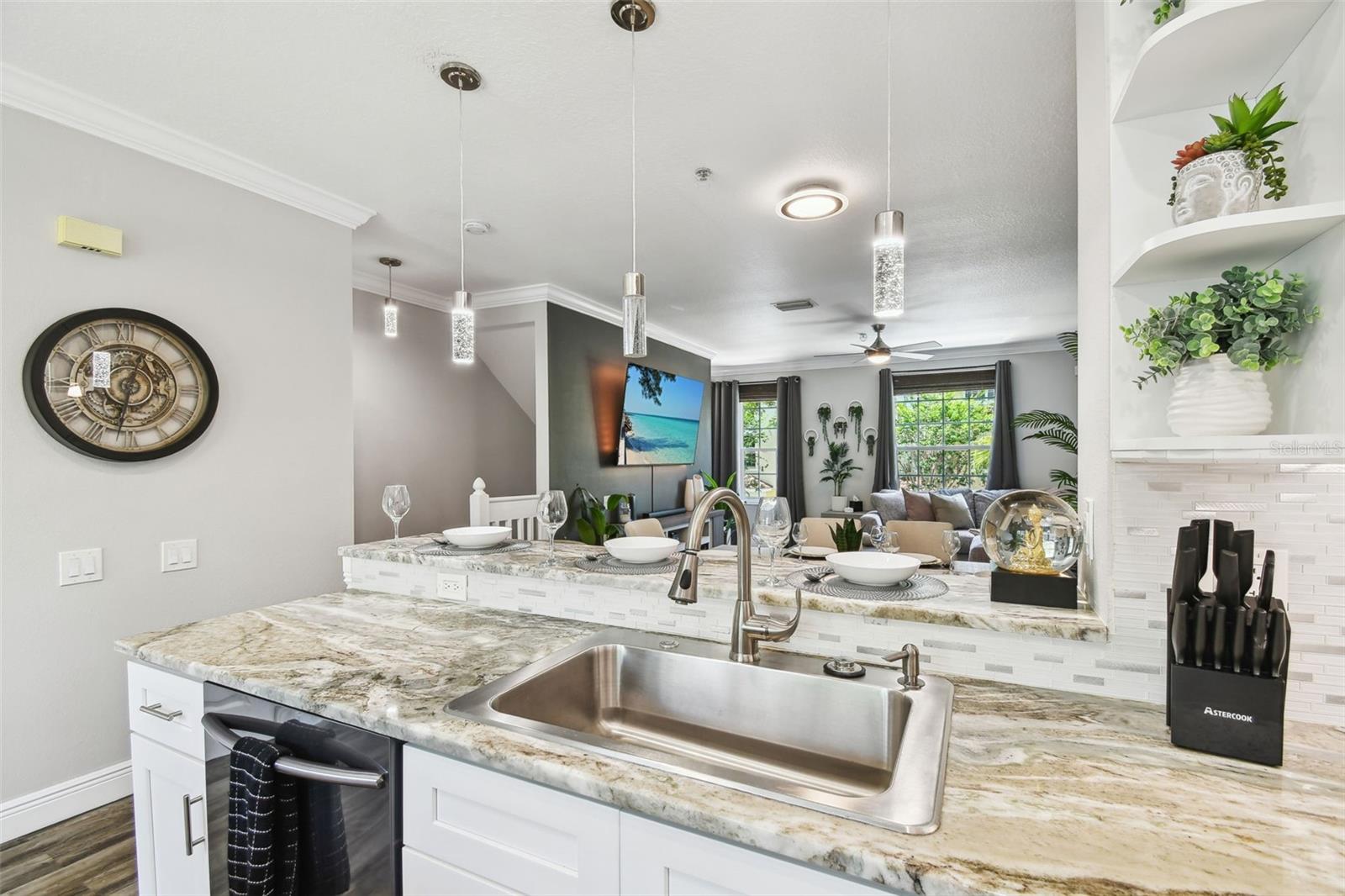 Image 36 of 77 For 3174 Bayshore Oaks Drive