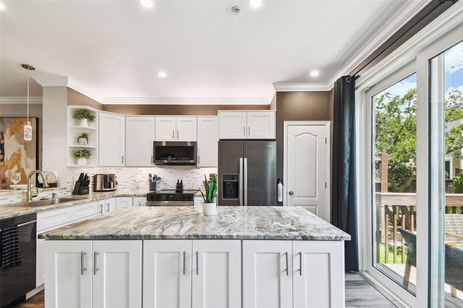 Image 39 of 77 For 3174 Bayshore Oaks Drive