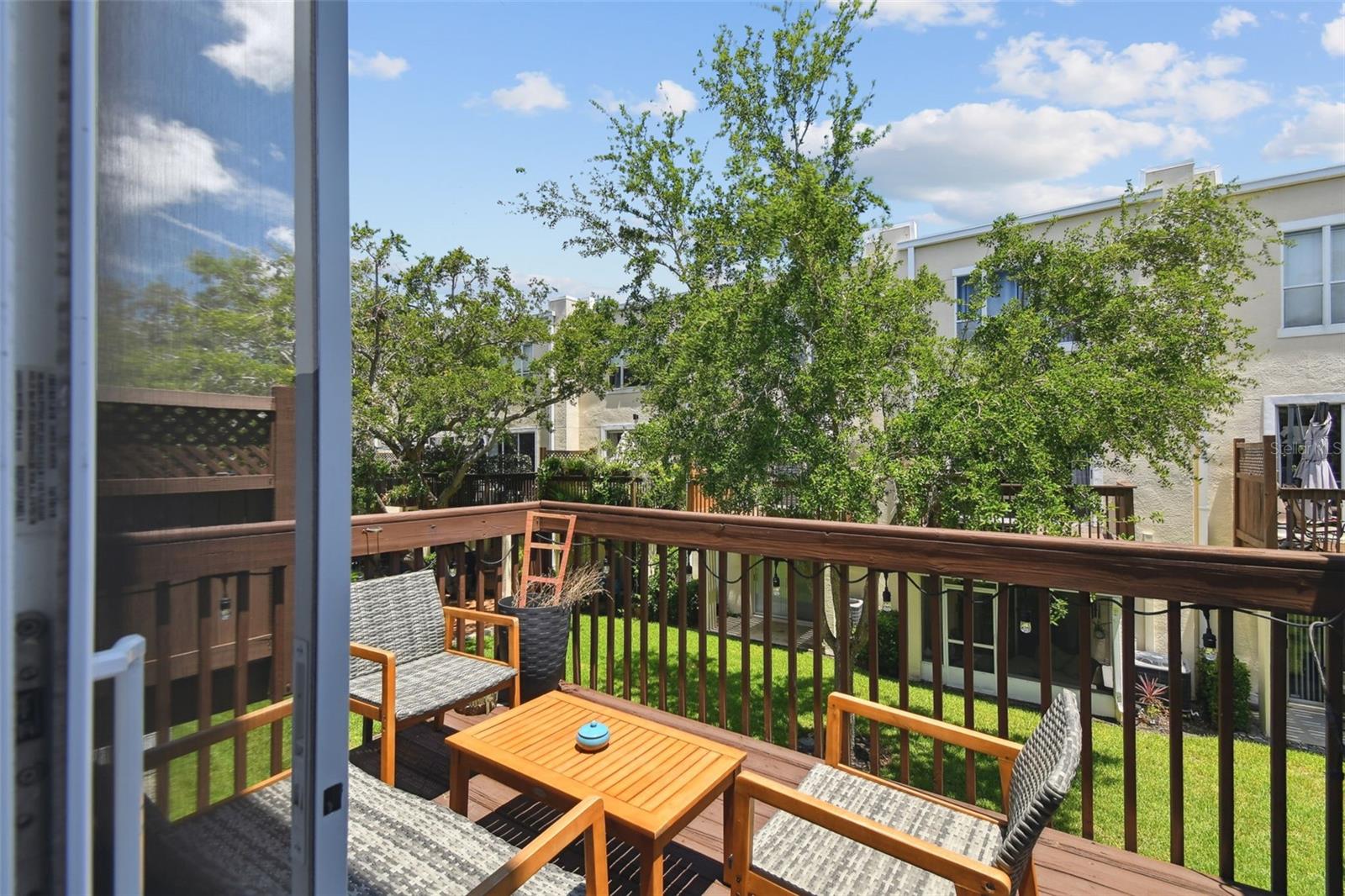 Image 41 of 77 For 3174 Bayshore Oaks Drive