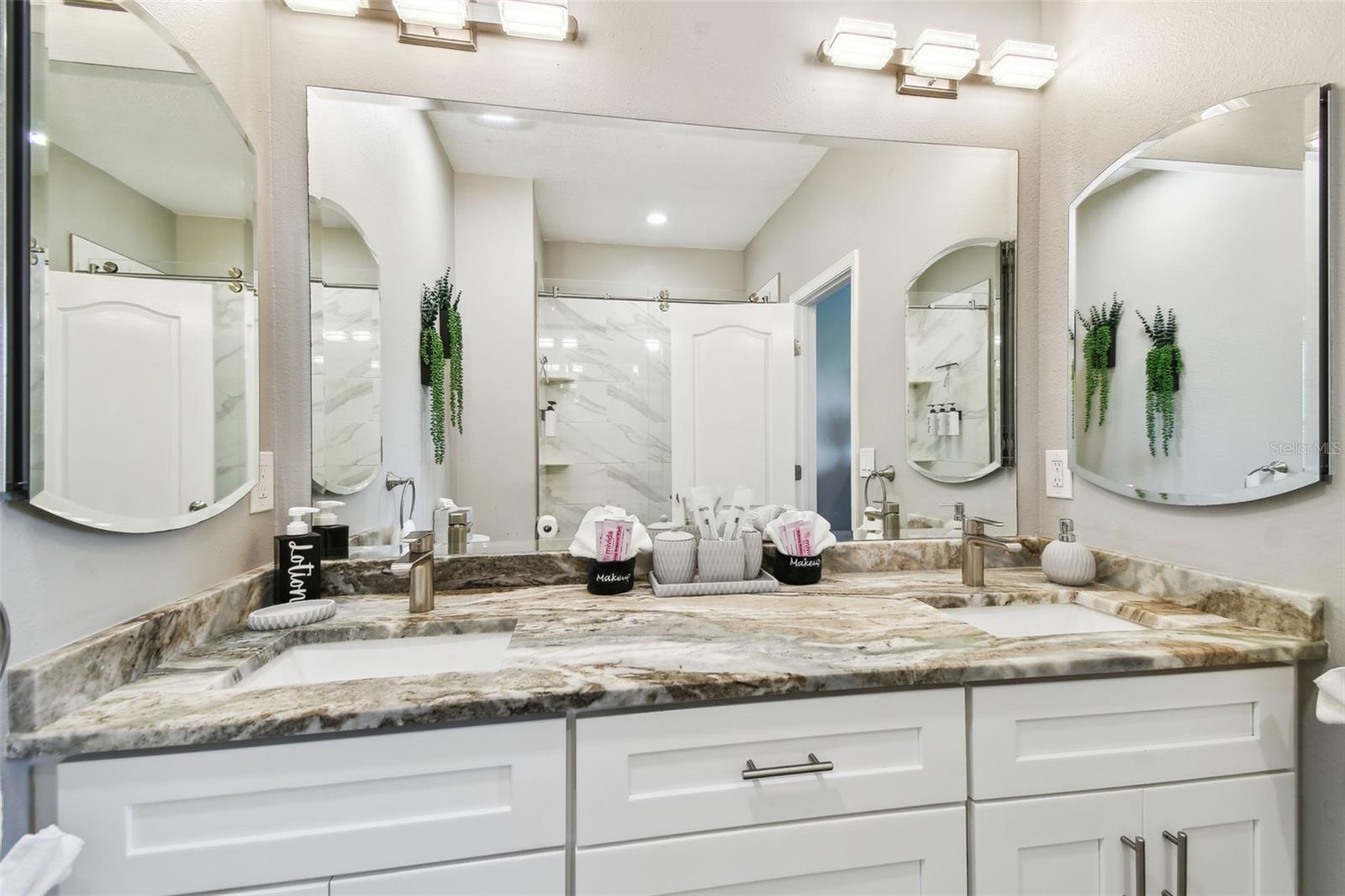 Image 51 of 77 For 3174 Bayshore Oaks Drive