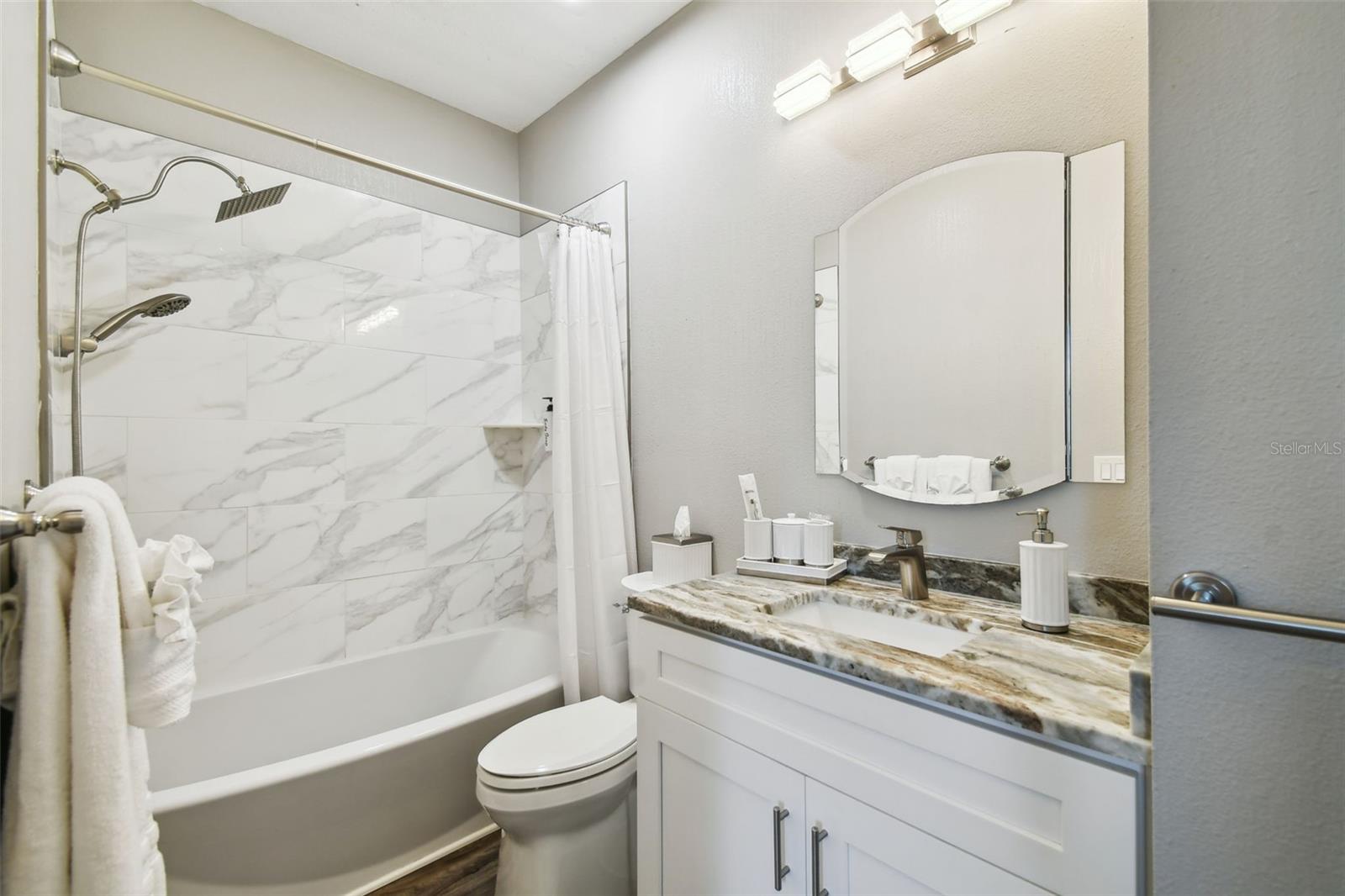 Image 59 of 77 For 3174 Bayshore Oaks Drive