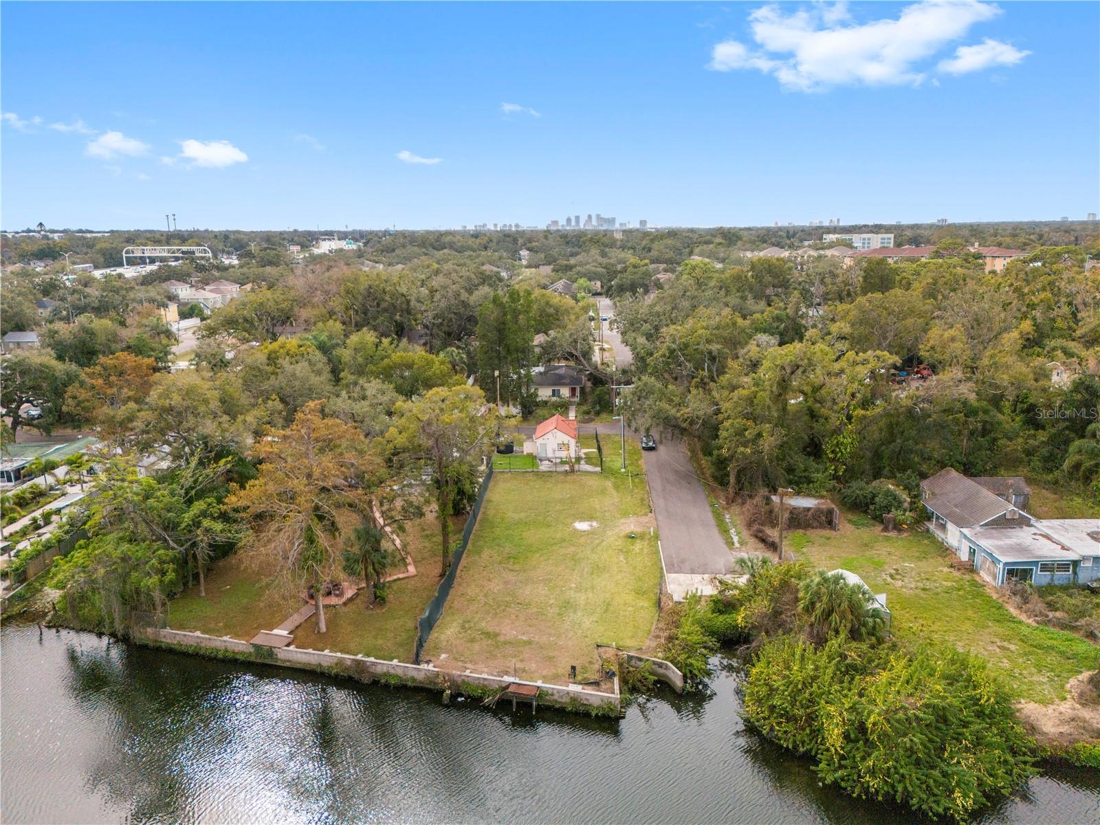 Image 5 of 15 For 7920 Branch Avenue