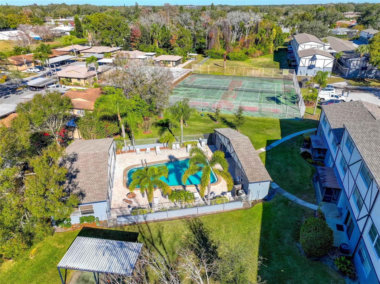 Image 30 of 32 For 1126 King Arthur Court 418