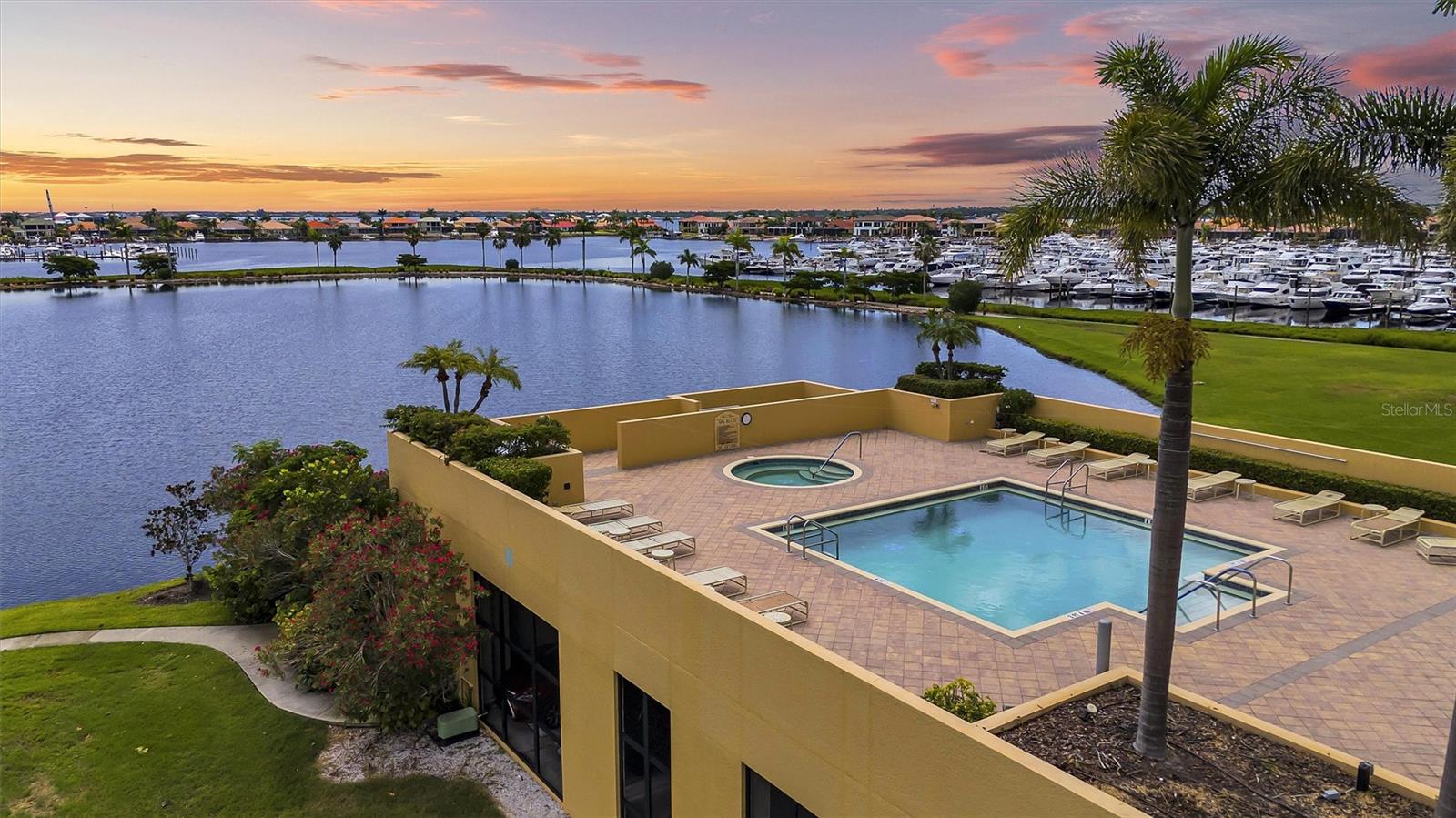 Image 20 of 46 For 140 Riviera Dunes Way 206