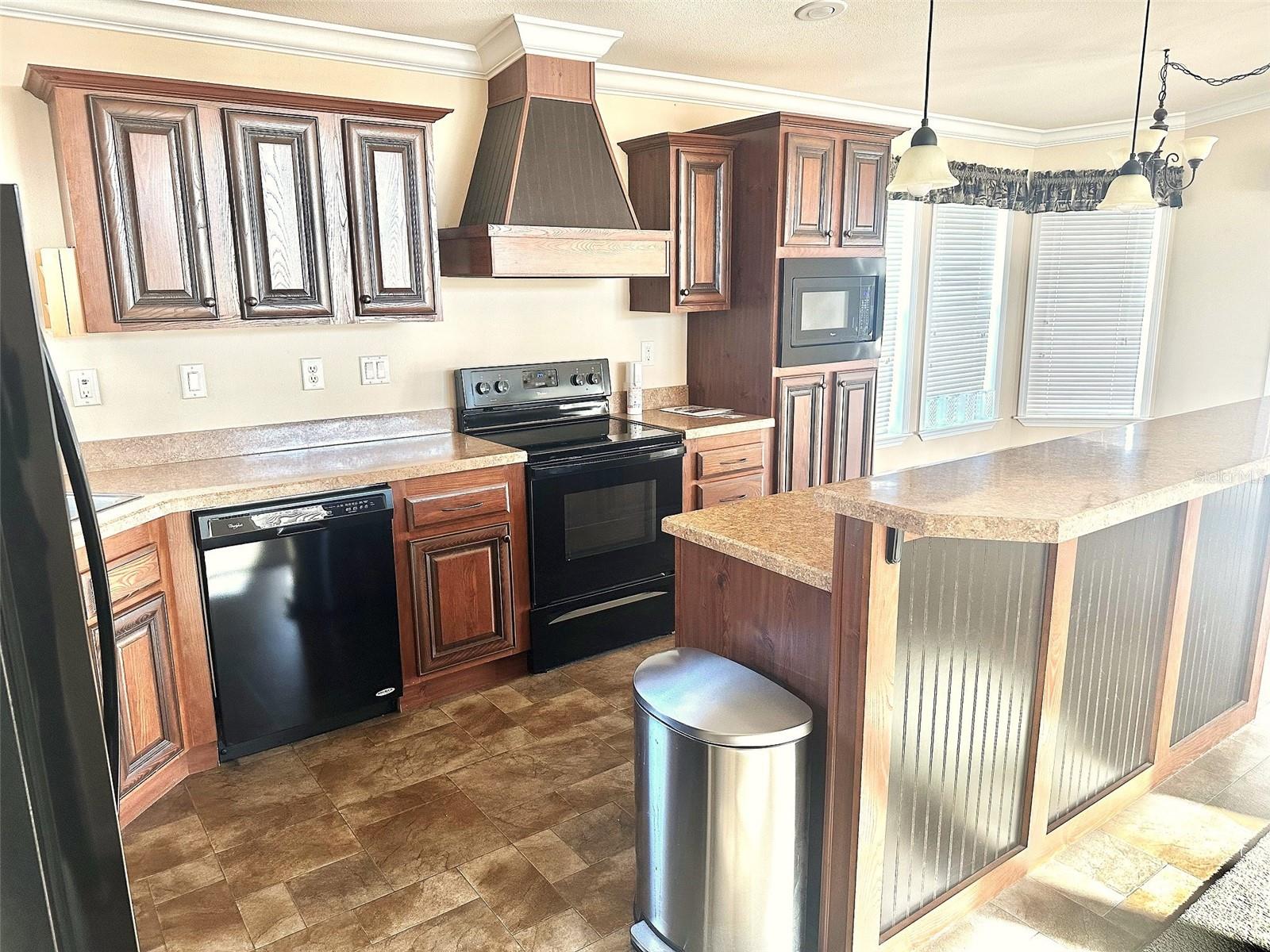 Image 5 of 16 For 9790 66th Street N 128