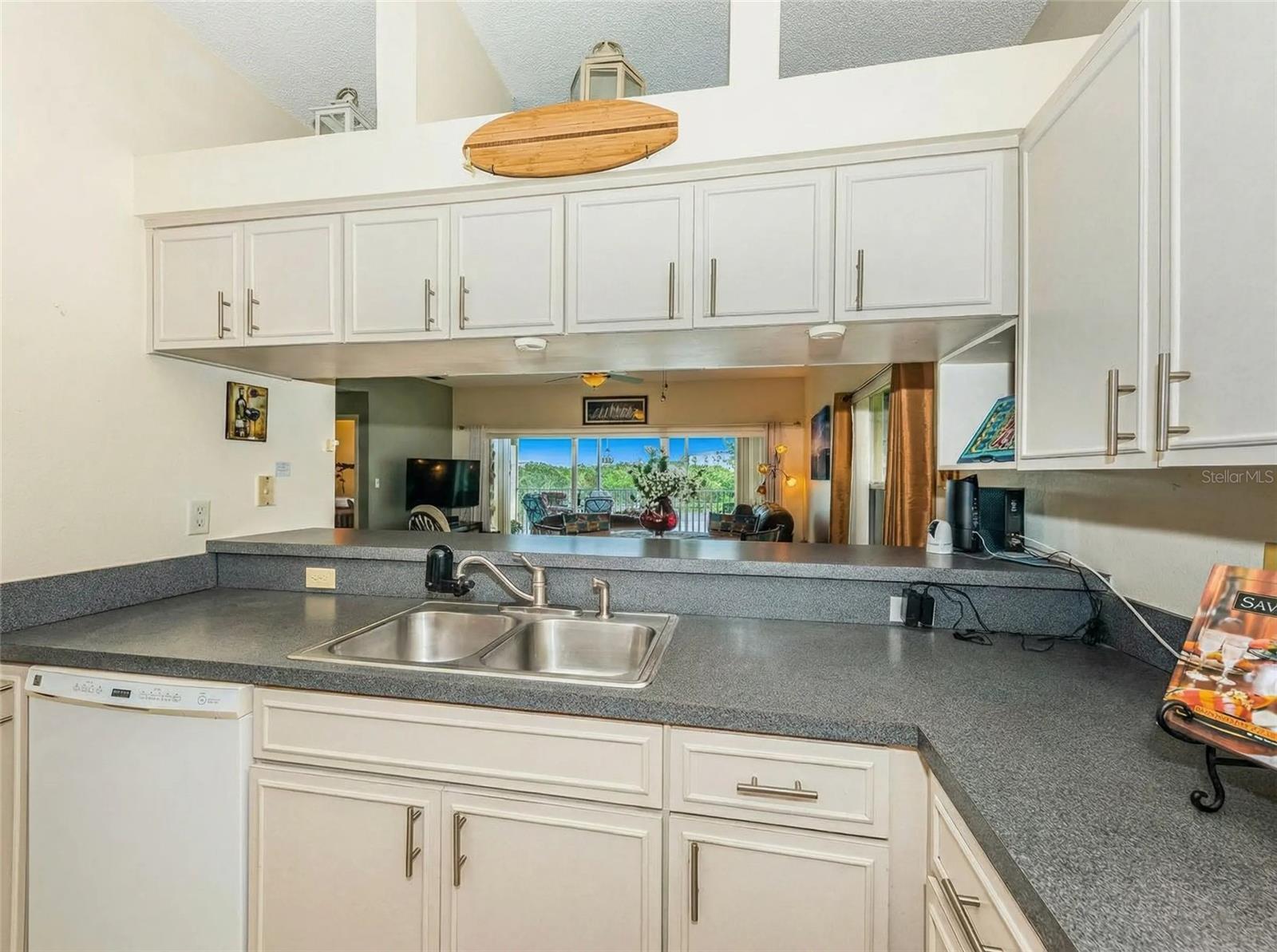 Image 15 of 70 For 6363 99th Way N 12i