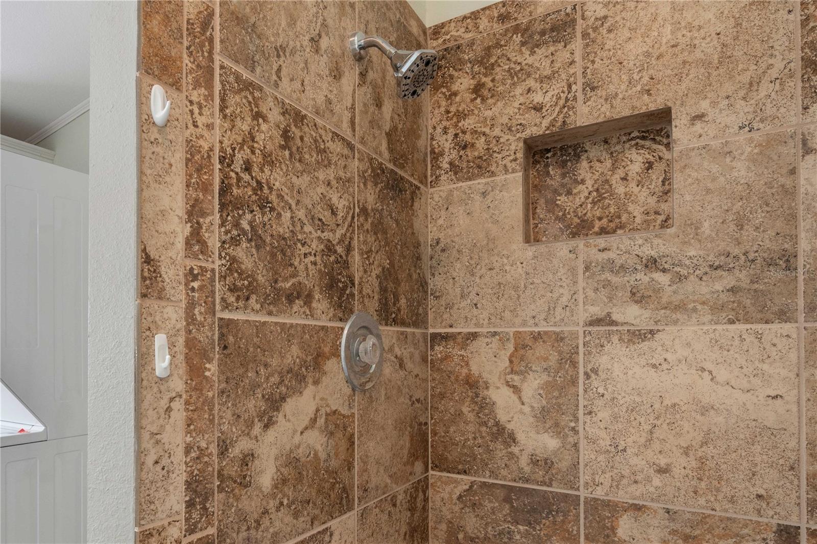 Image 26 of 75 For 37338 Sandra Avenue