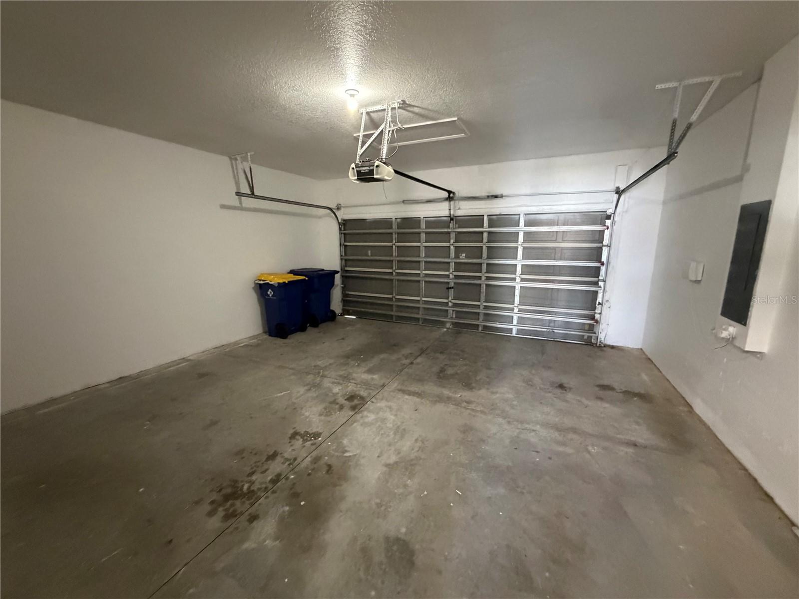 Image 25 of 27 For 19418 Timberbluff Drive