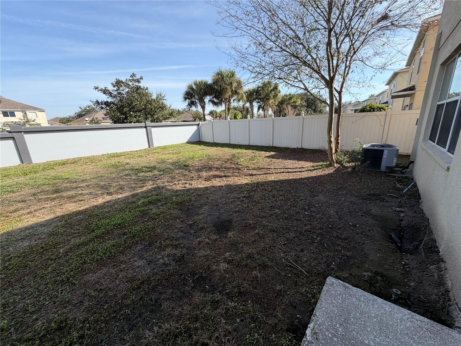 Image 4 of 27 For 19418 Timberbluff Drive