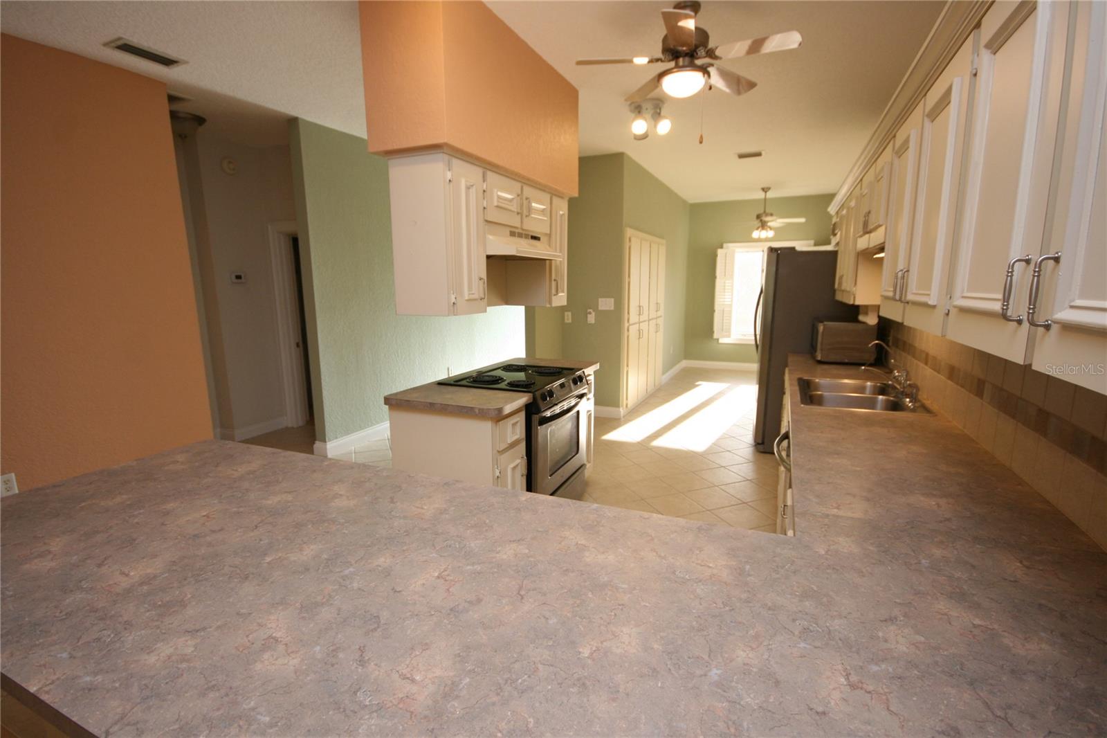 Image 10 of 44 For 7032 River Run Boulevard