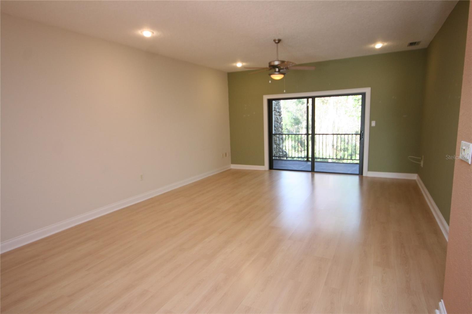 Image 15 of 44 For 7032 River Run Boulevard