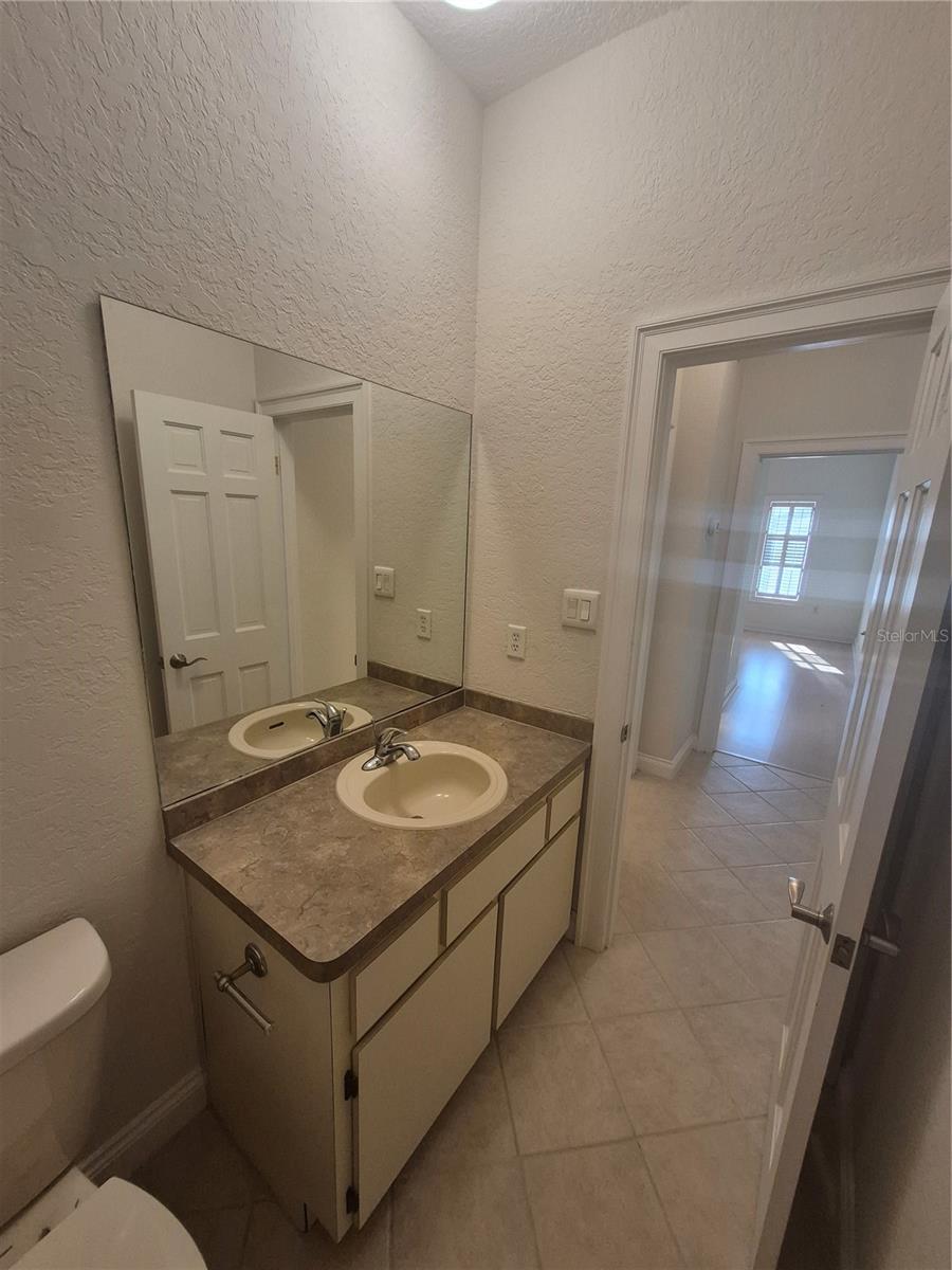 Image 27 of 44 For 7032 River Run Boulevard